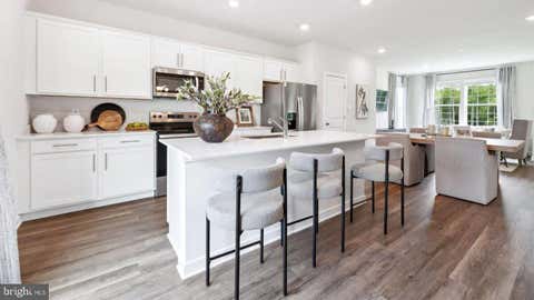 Condo For Sale - 5 Spencer Way<br/> Camden County, GIBBSBORO, NJ 08026