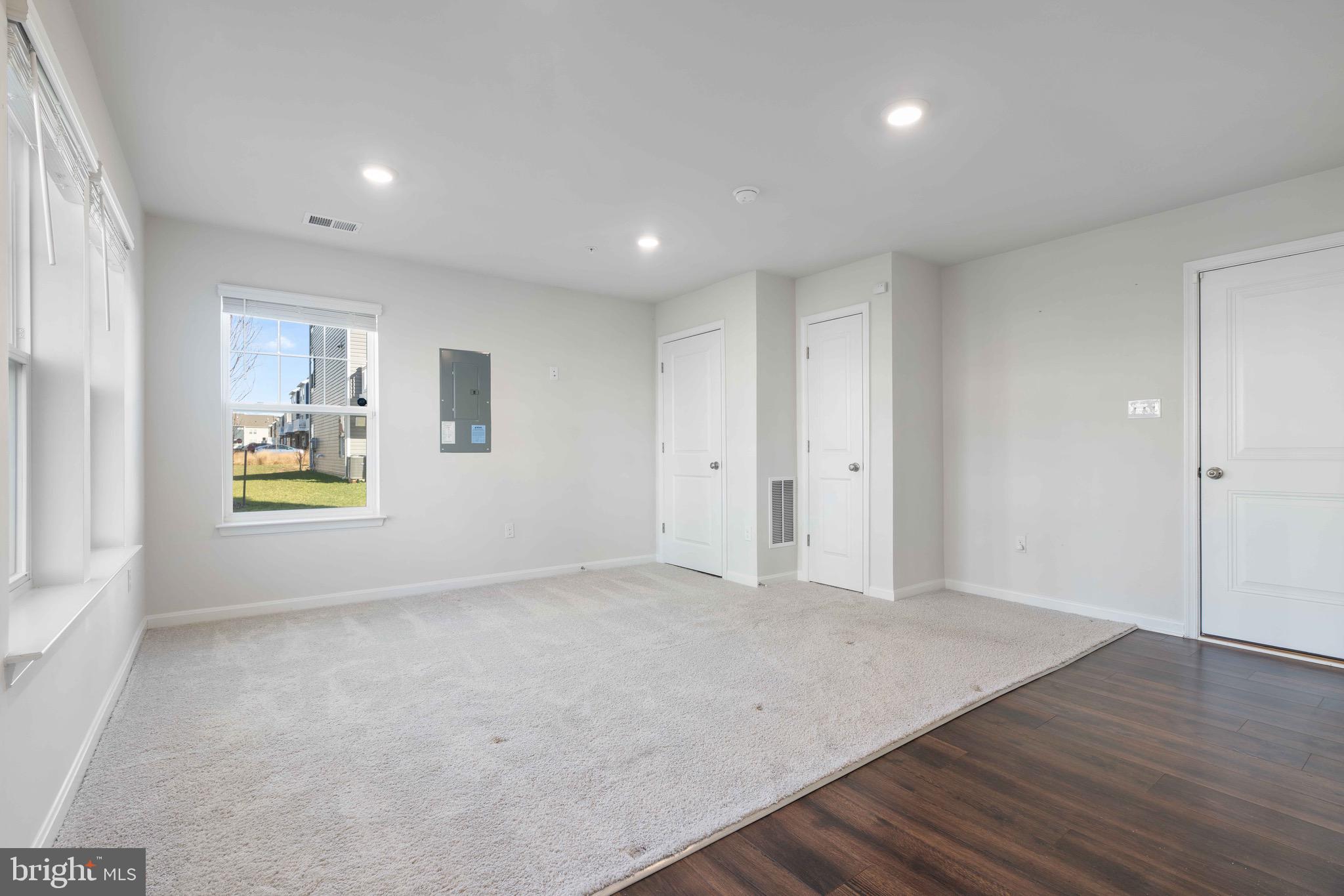 WOODMORE OVERLOOK - Residential