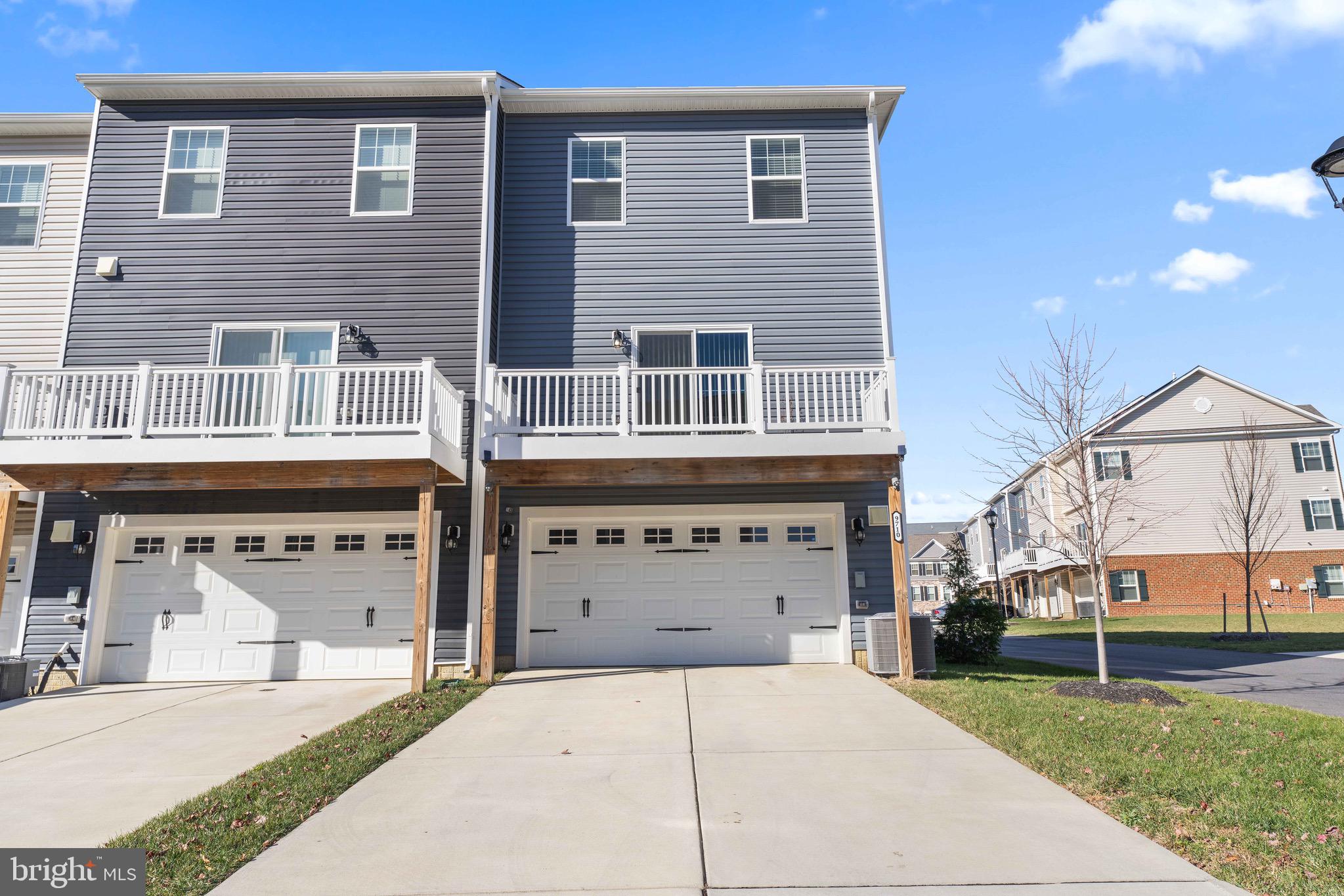 WOODMORE OVERLOOK - Residential