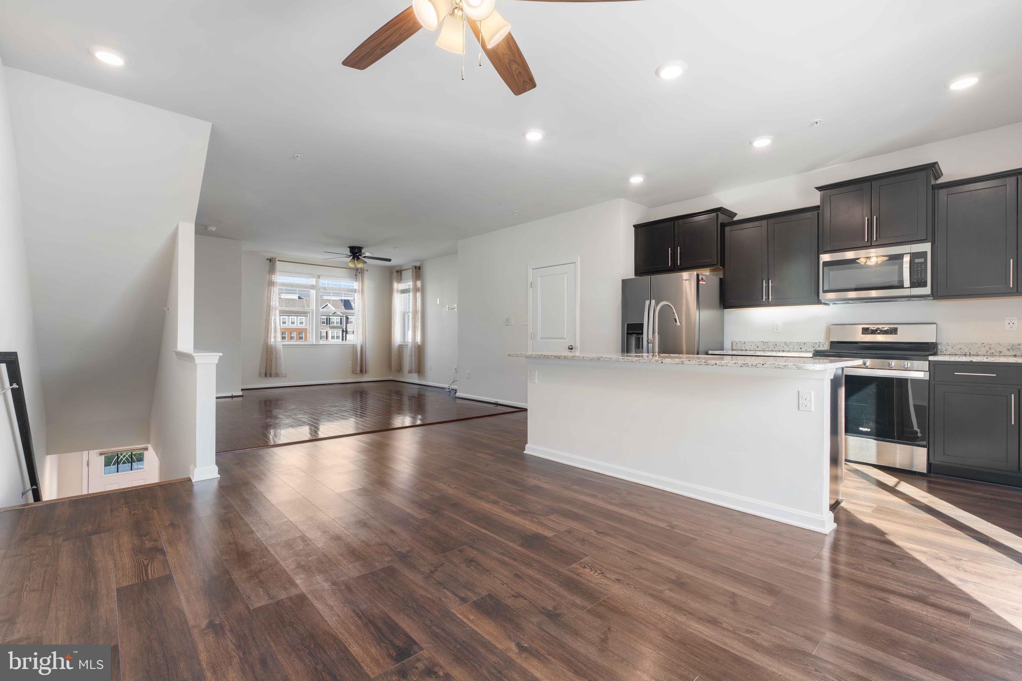 WOODMORE OVERLOOK - Residential