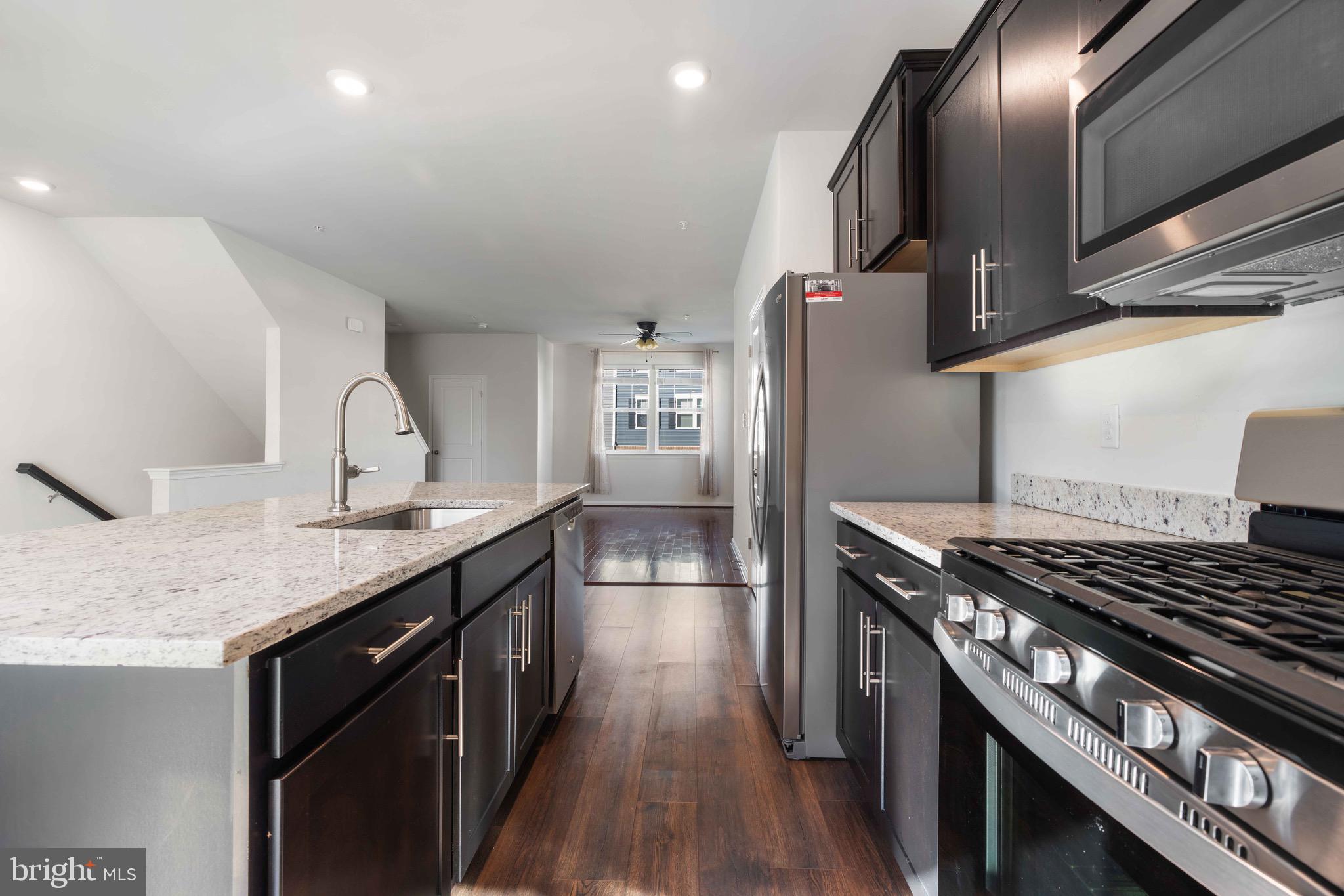 WOODMORE OVERLOOK - Residential