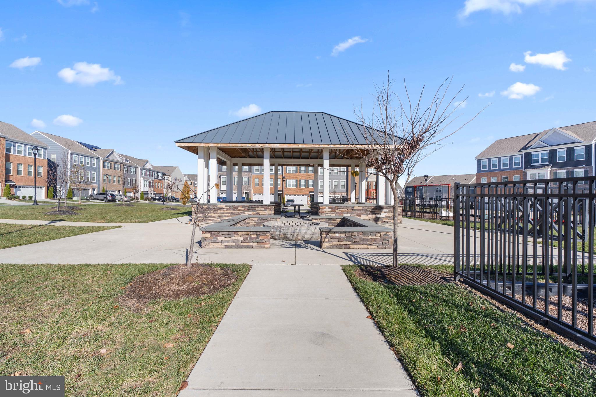 WOODMORE OVERLOOK - Residential