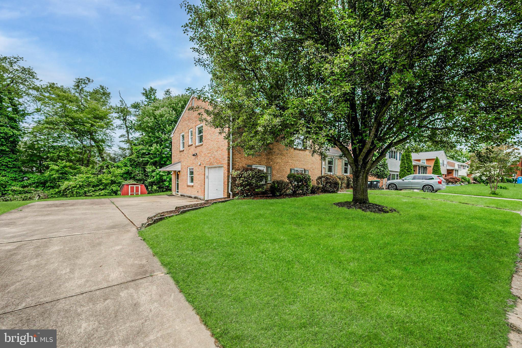17 FERNCLIFF ROAD