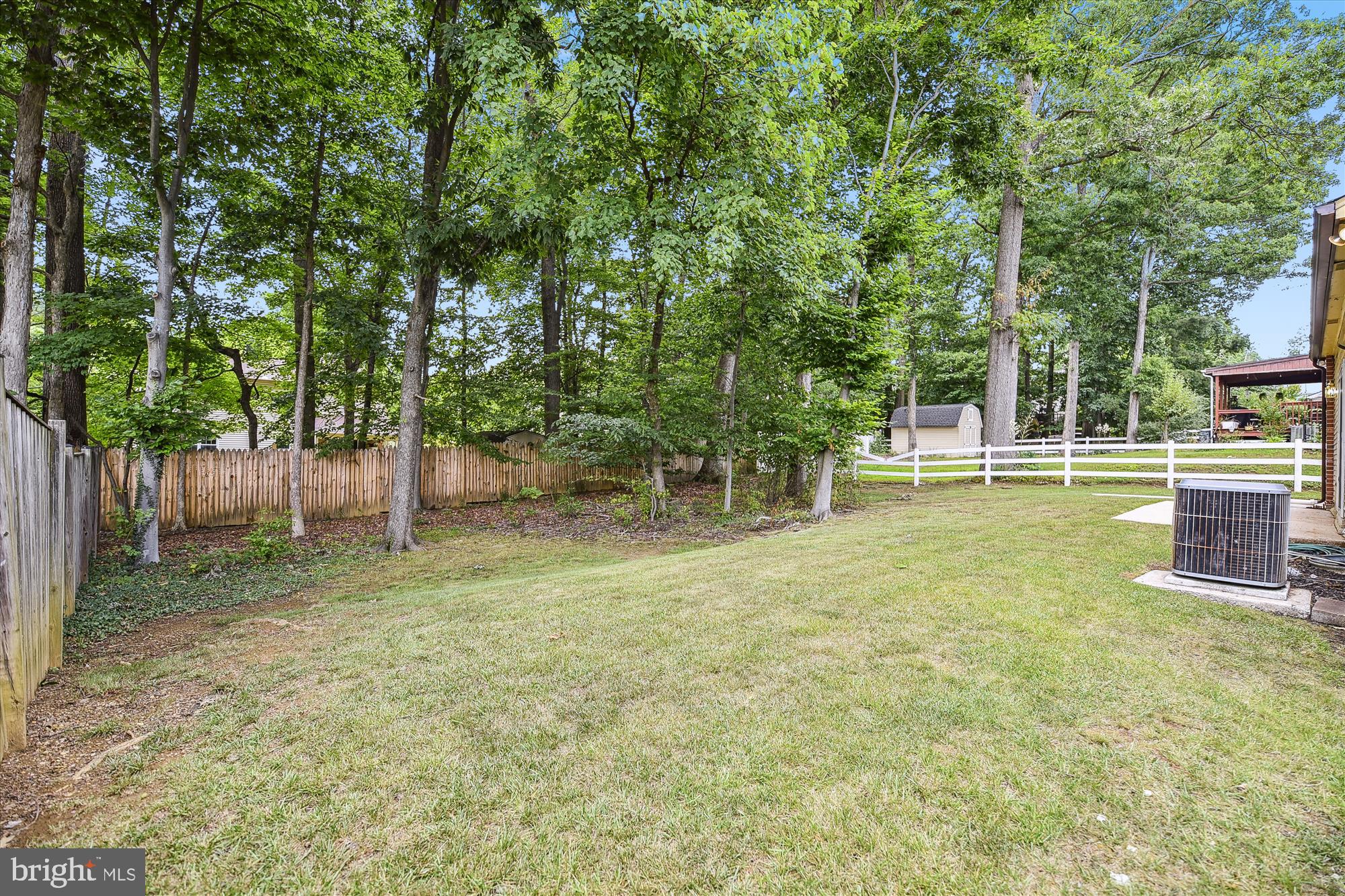 WOODBRIDGE VALLEY - Residential