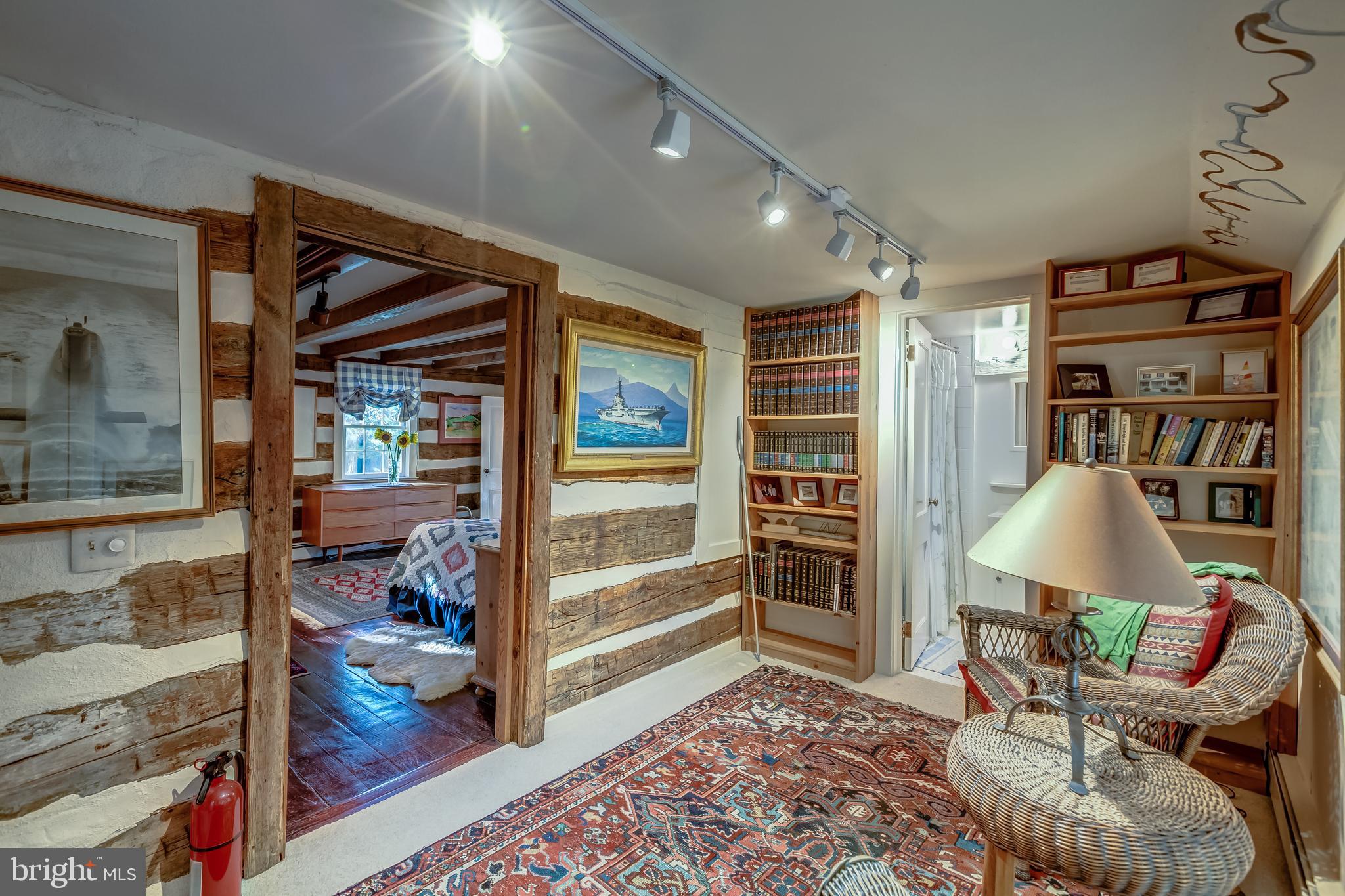 THE PLAINS - Residential