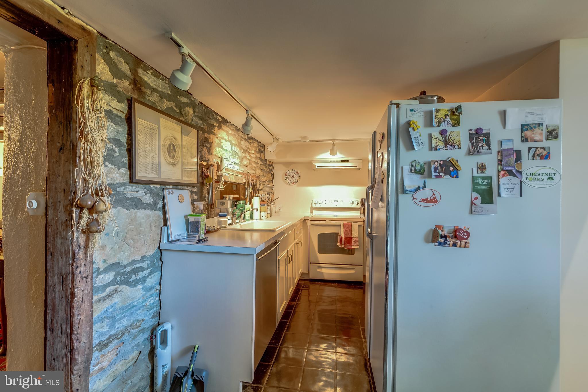 THE PLAINS - Residential