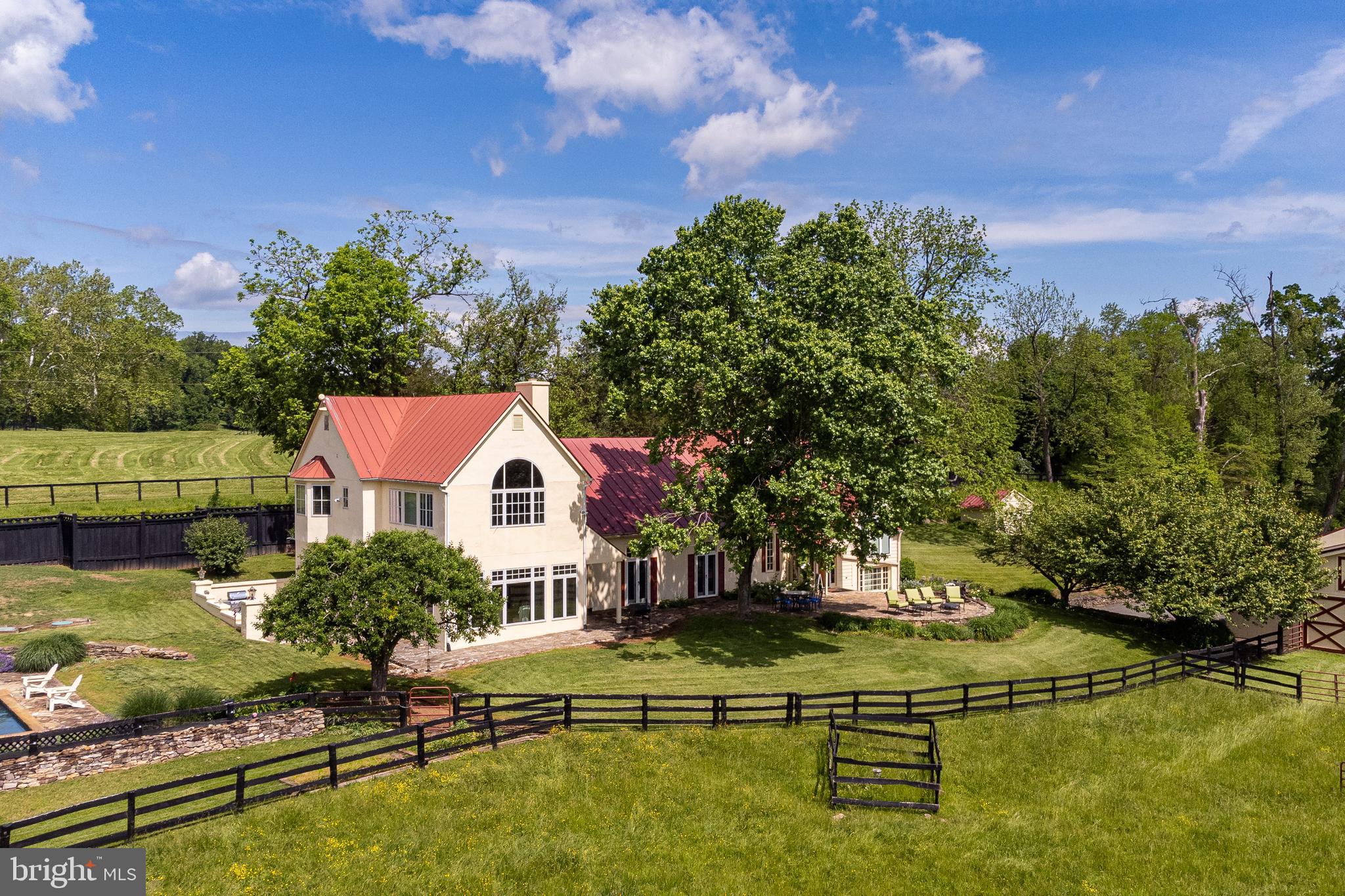 THE PLAINS - Residential