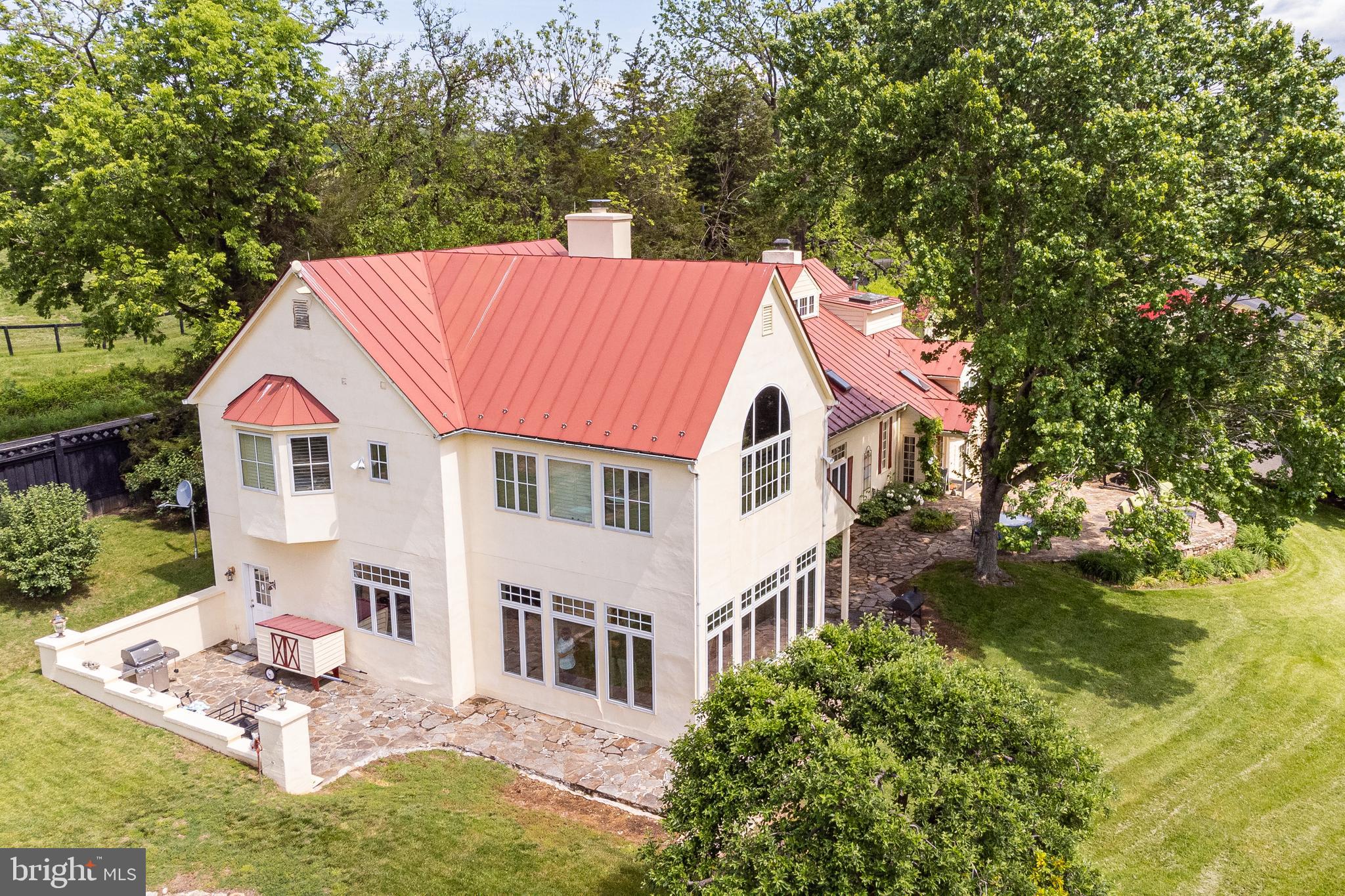 THE PLAINS - Residential