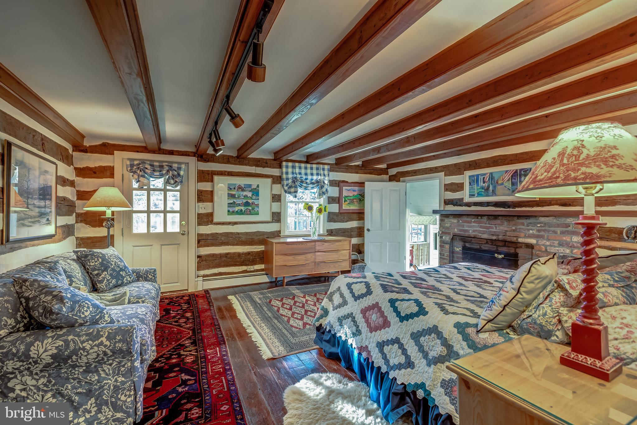 THE PLAINS - Residential