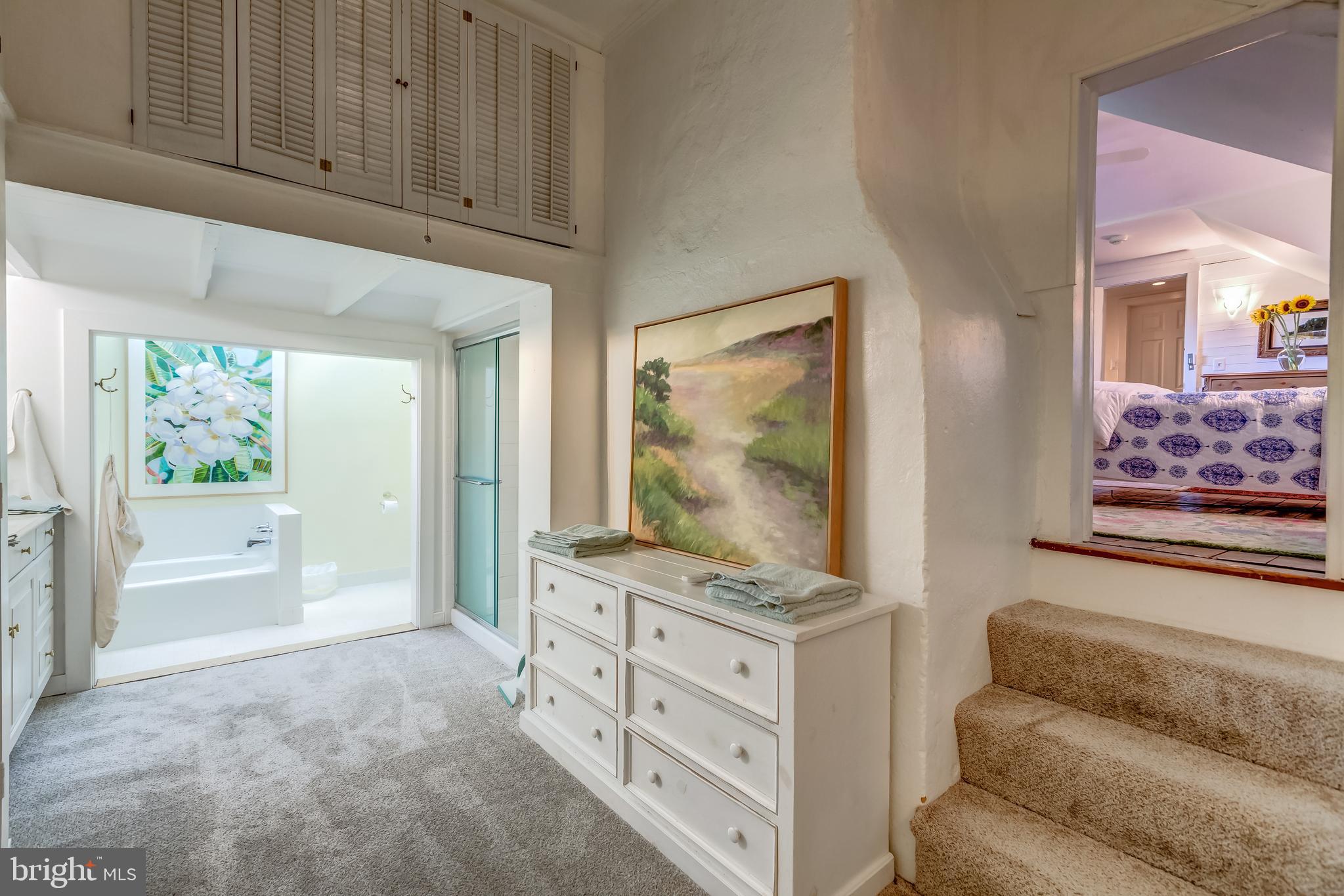 THE PLAINS - Residential