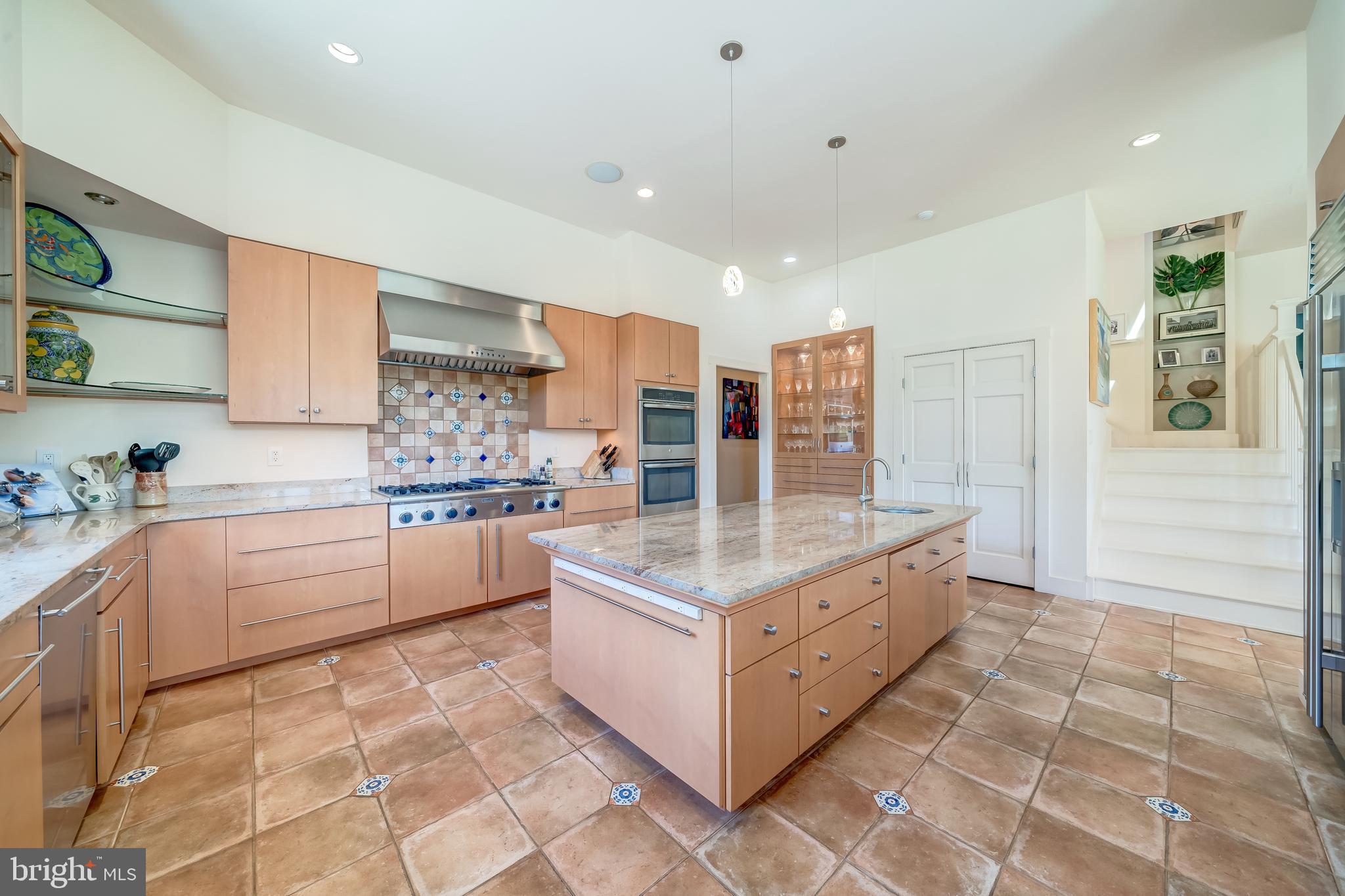 THE PLAINS - Residential