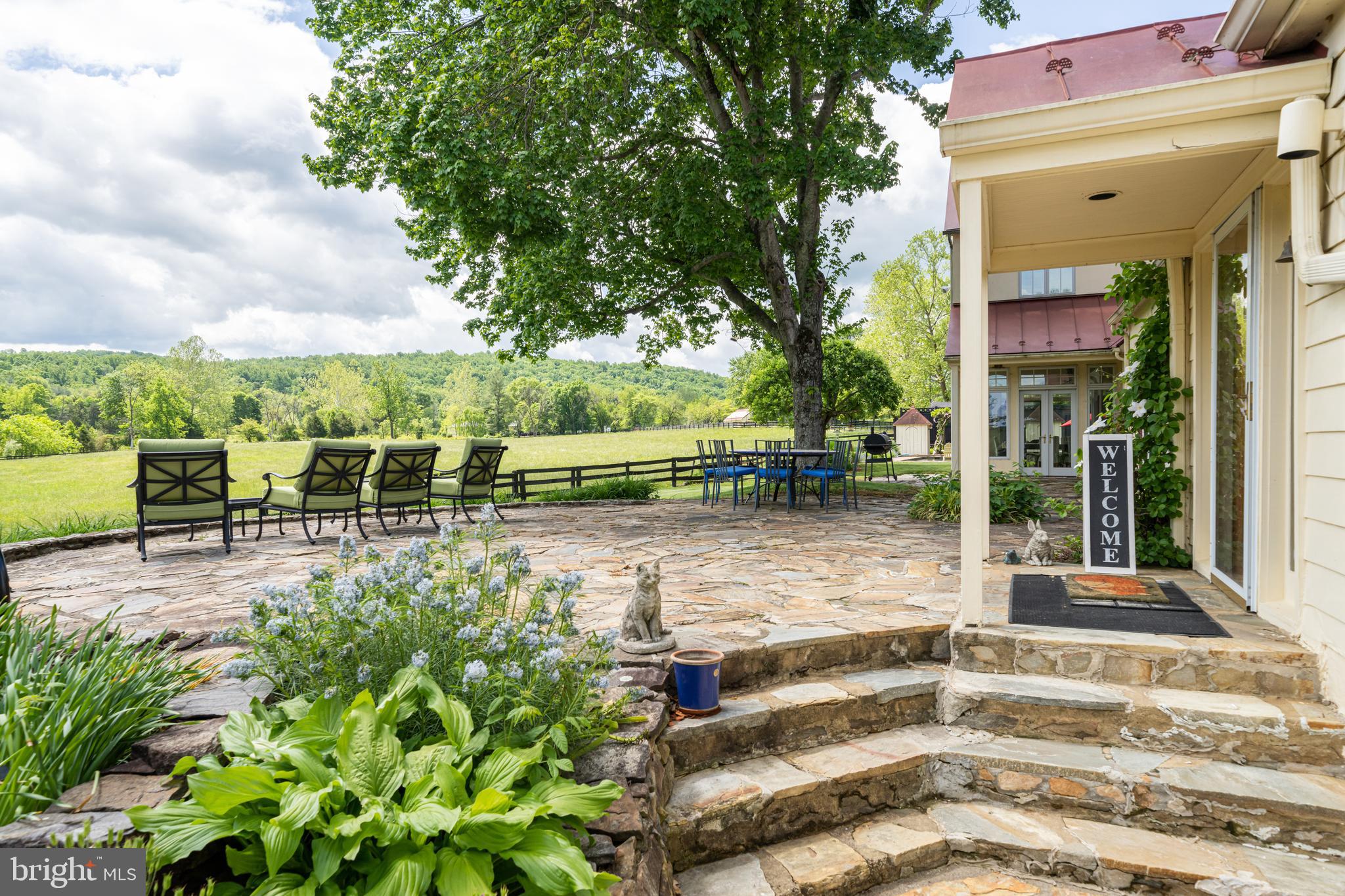 THE PLAINS - Residential