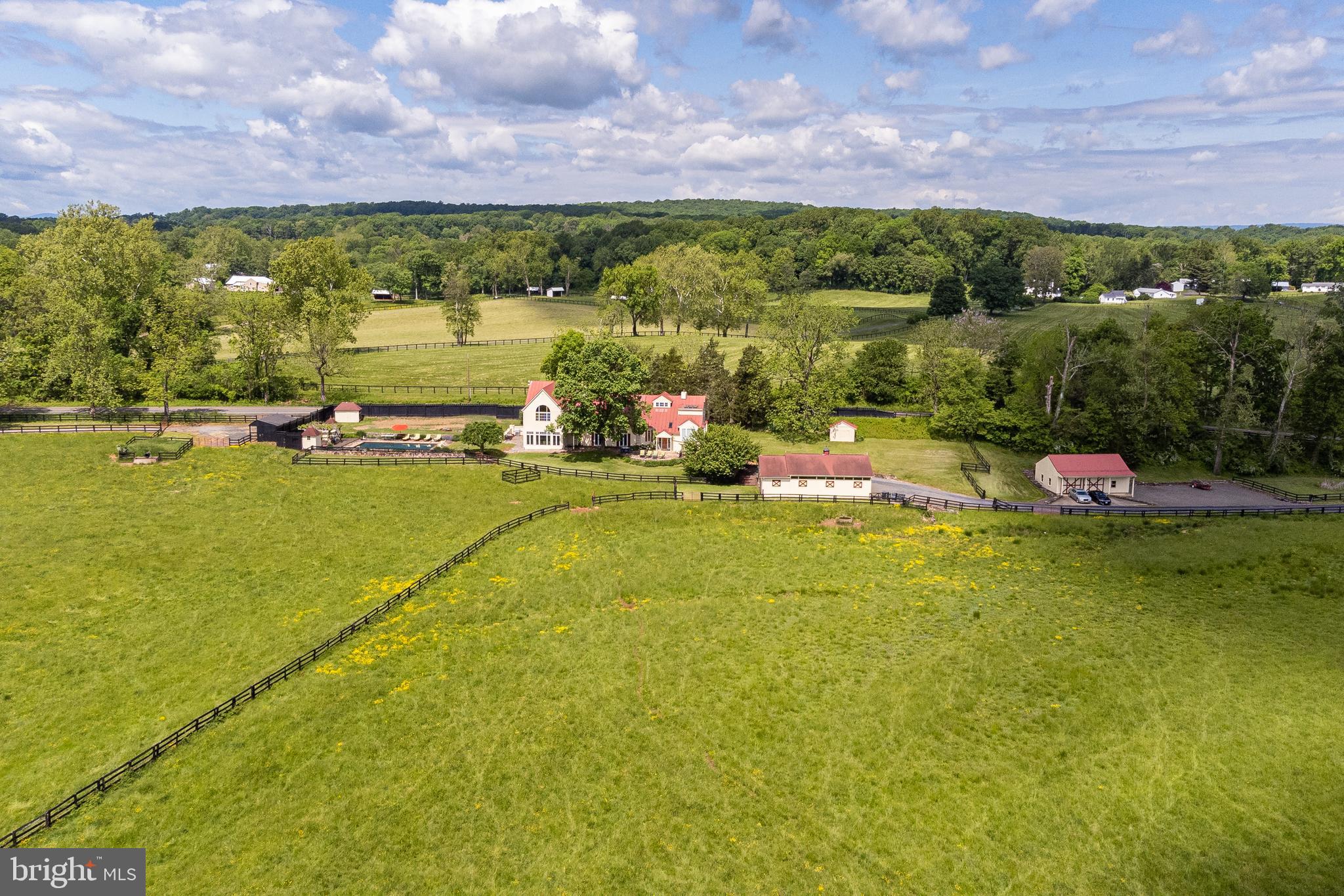 THE PLAINS - Residential