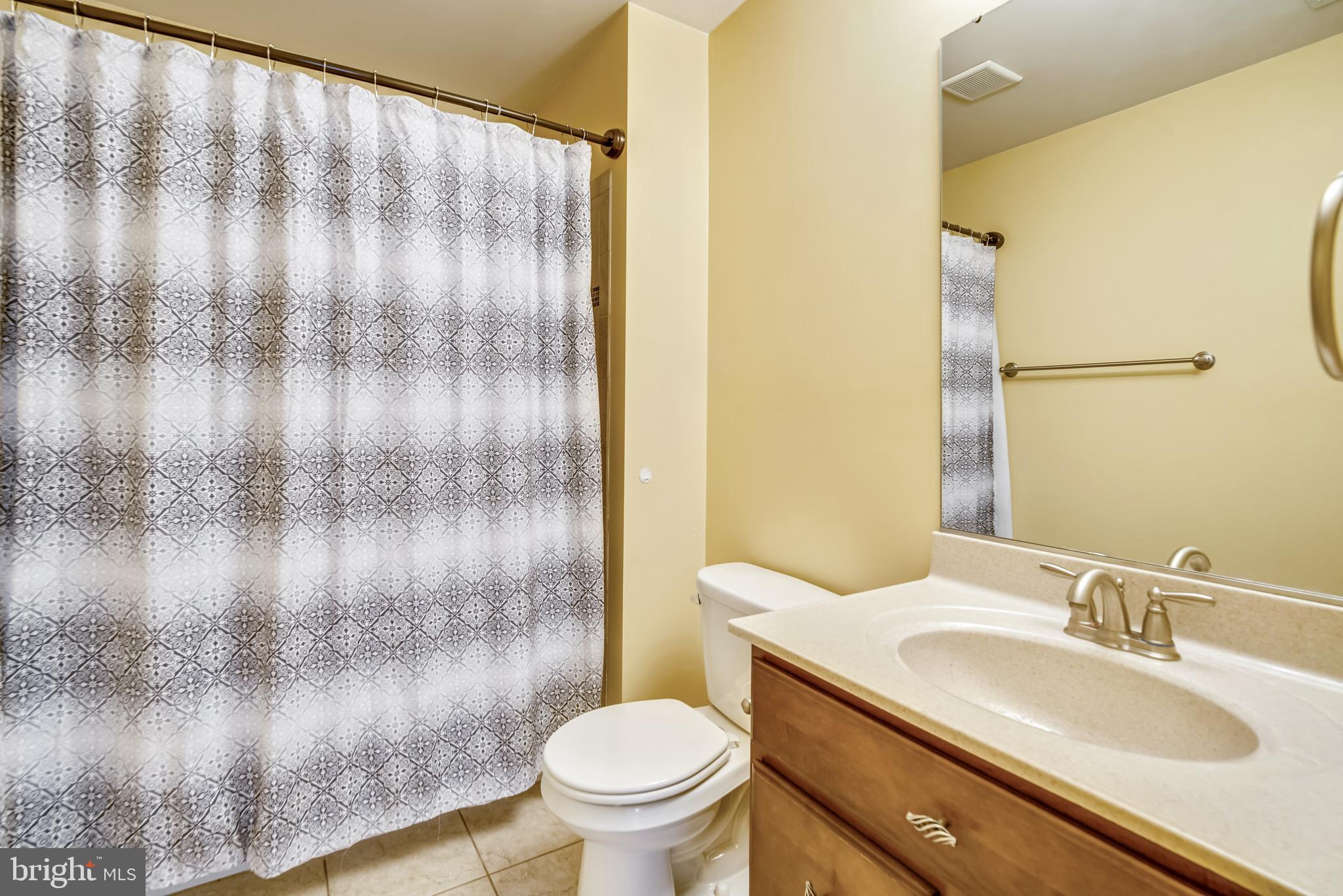 NORTH POINTE - Residential