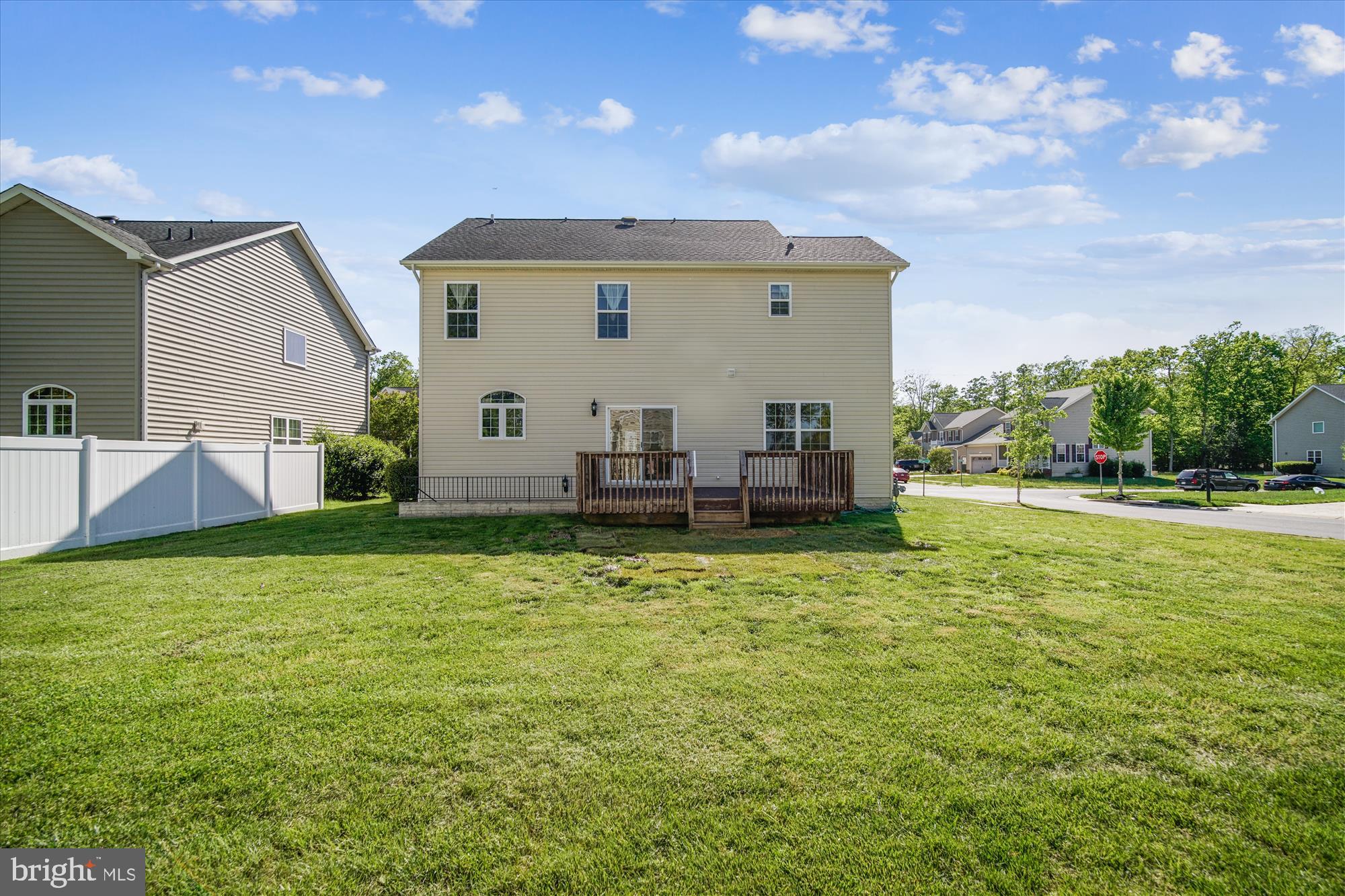 NORTH POINTE - Residential