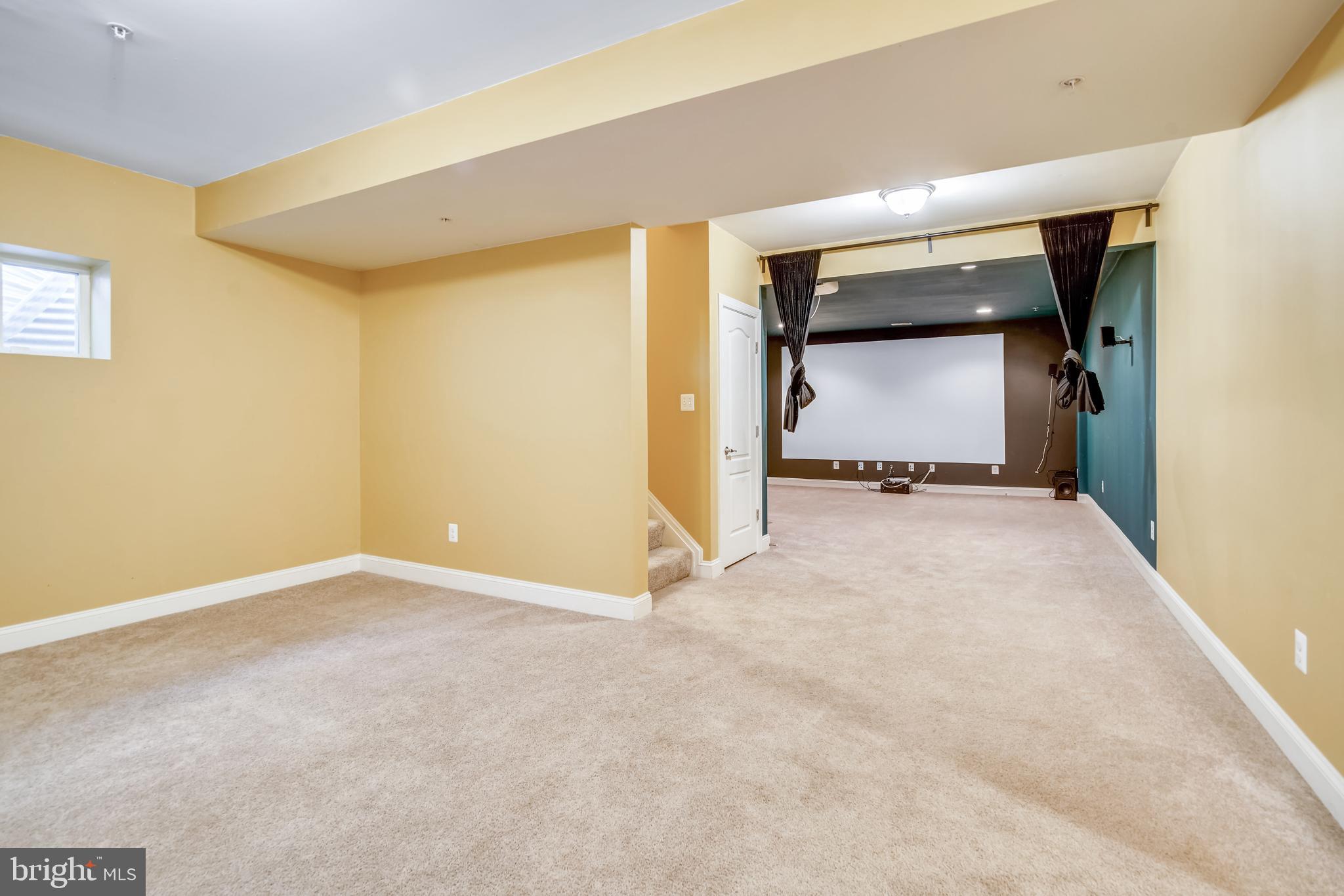 NORTH POINTE - Residential