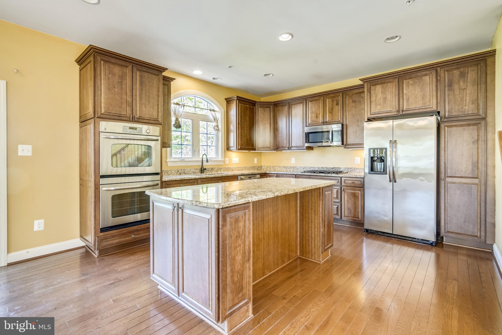 NORTH POINTE - Residential