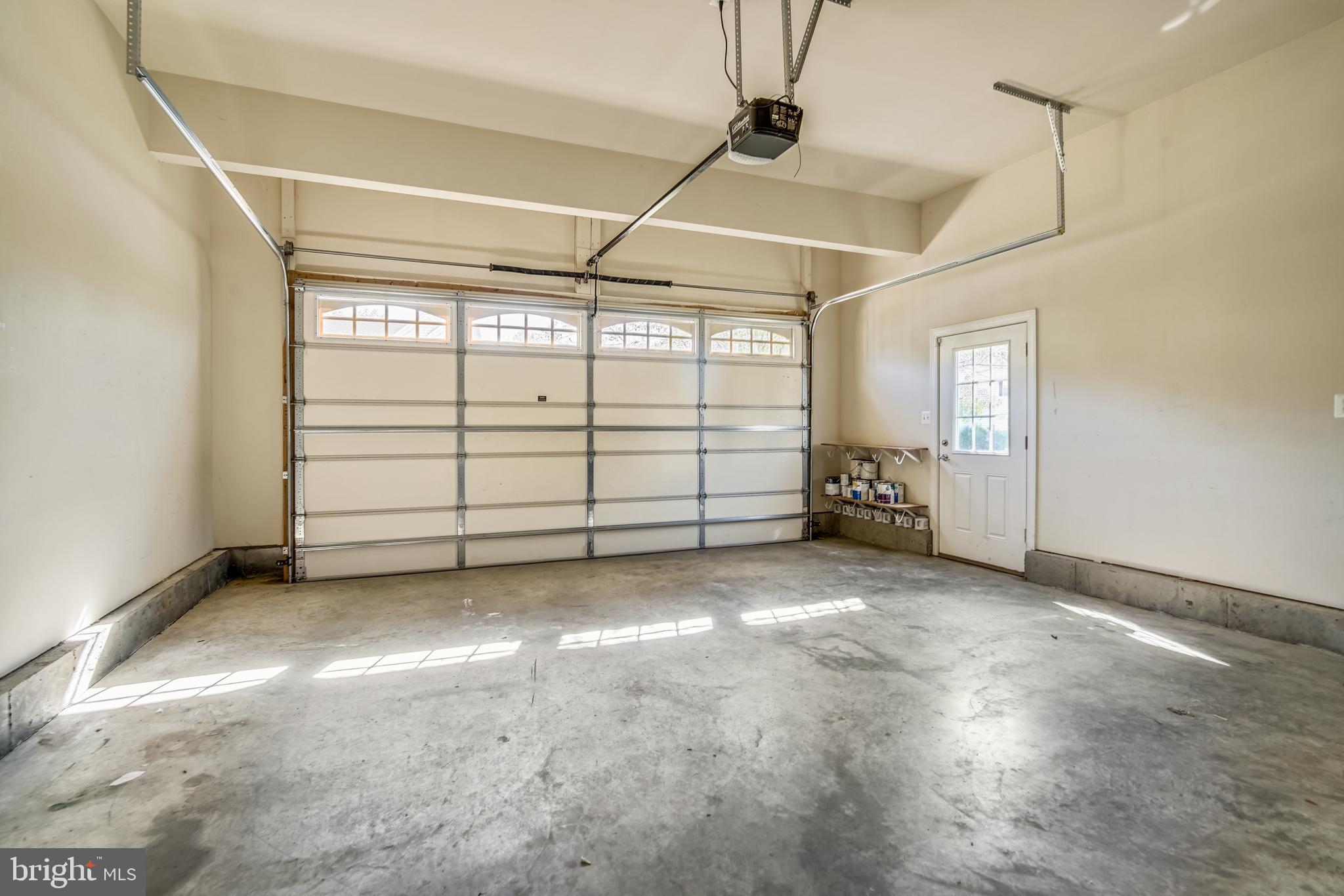 NORTH POINTE - Residential