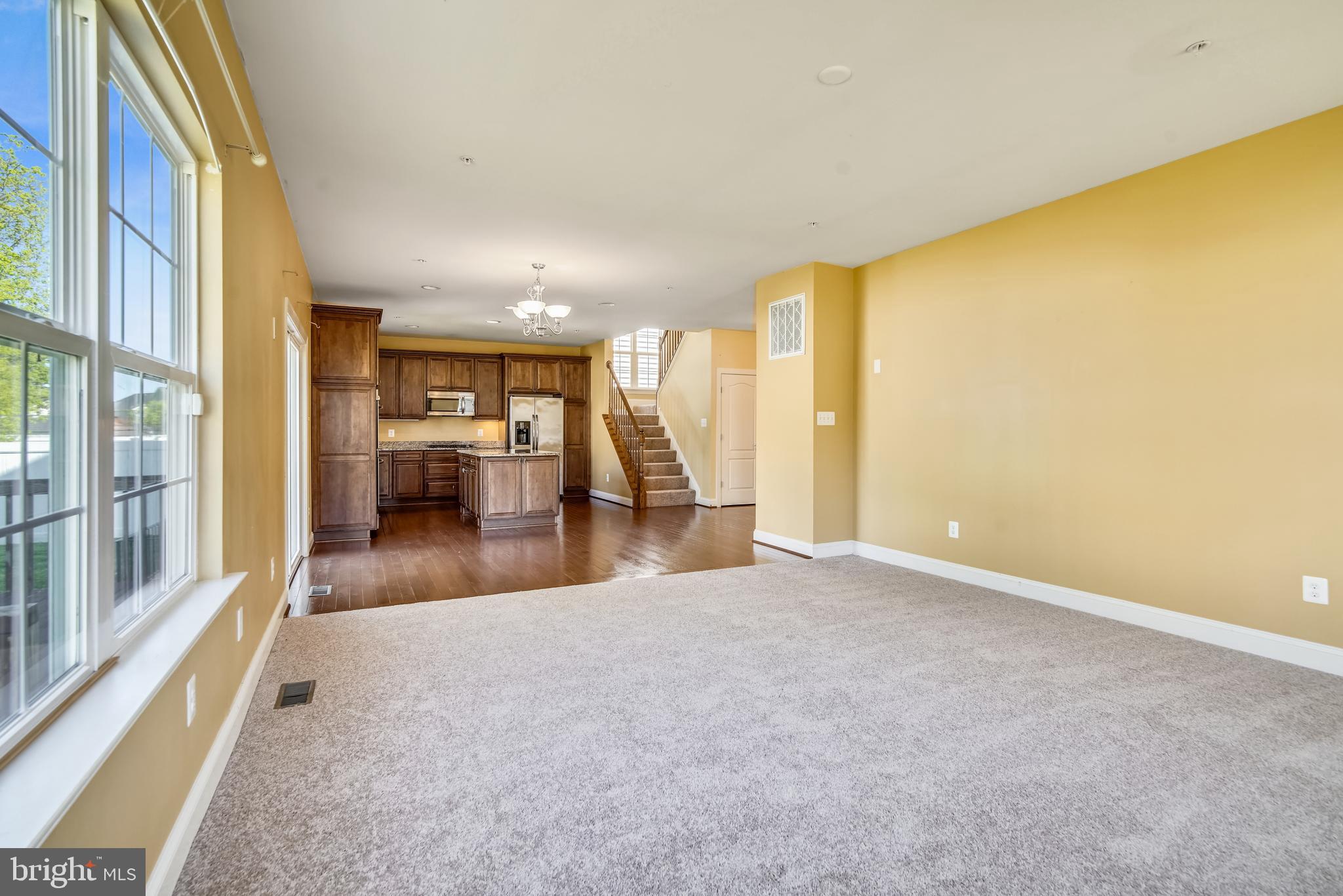 NORTH POINTE - Residential