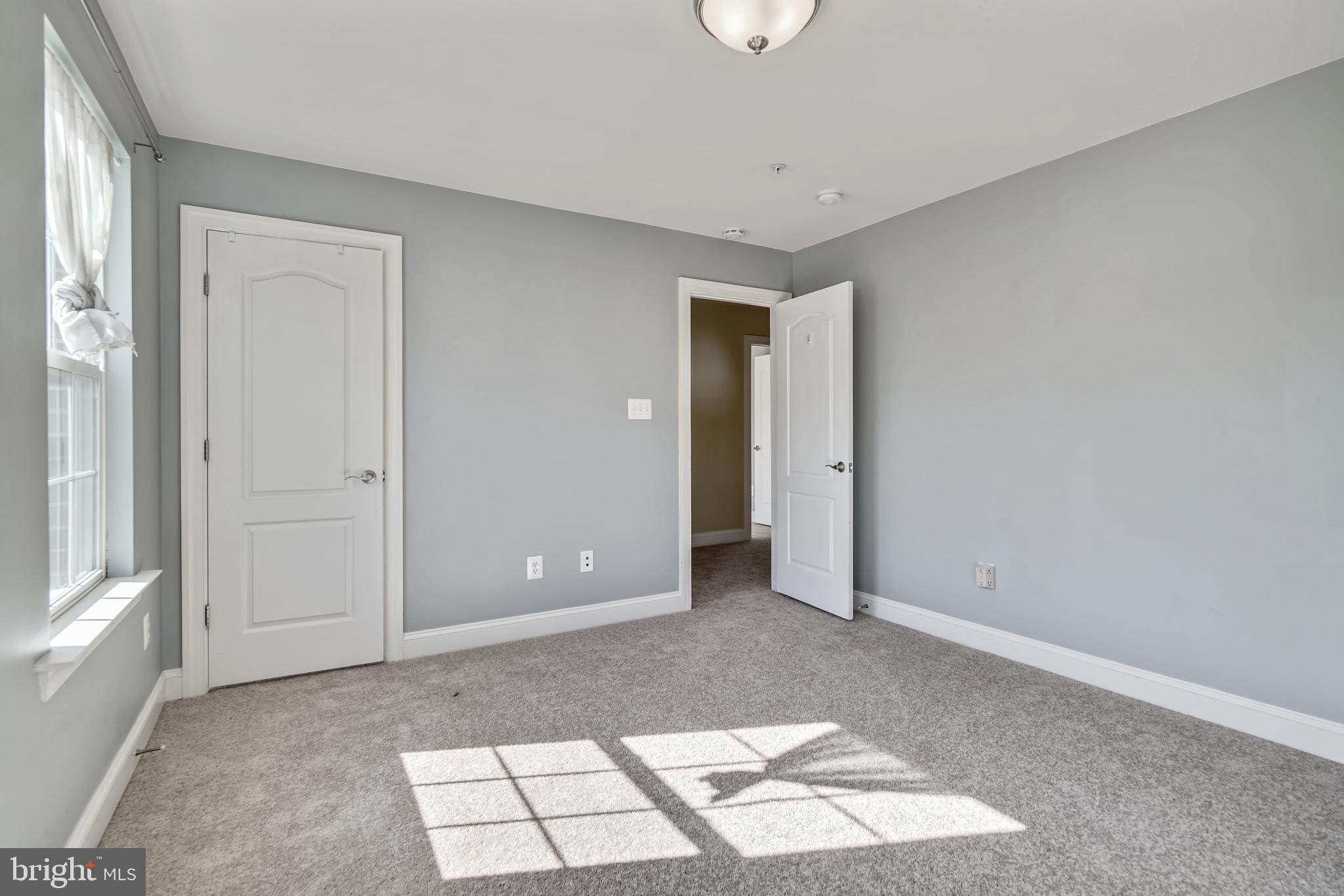 NORTH POINTE - Residential