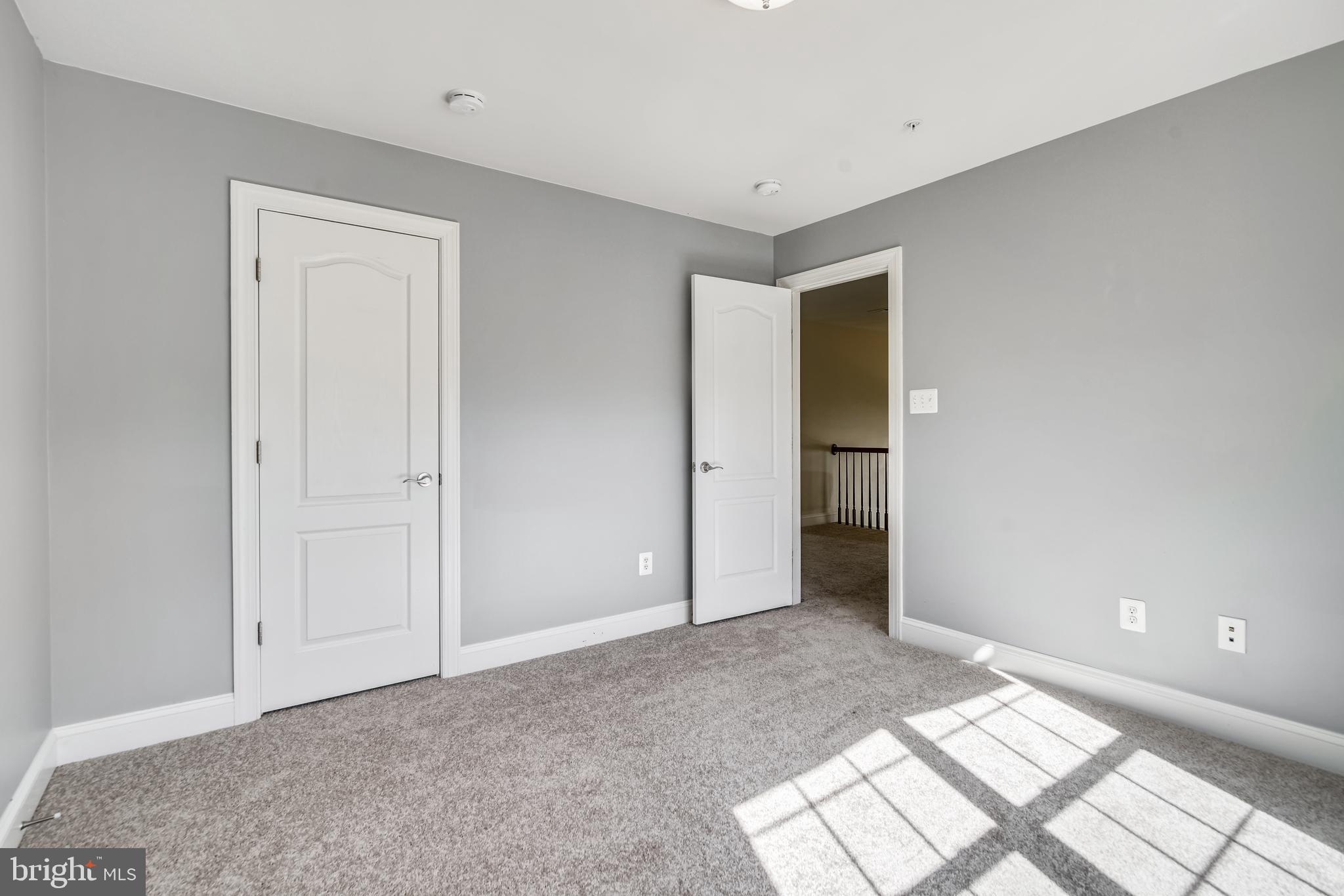 NORTH POINTE - Residential