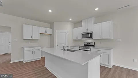 10 Dahlia Court, Bayville, NJ MLS: NJOC2037874