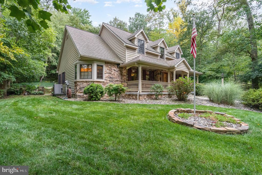 Photo of 1725 Kleinfeltersville Road, Stevens, PA 17578 (MLS # PALA2040640)