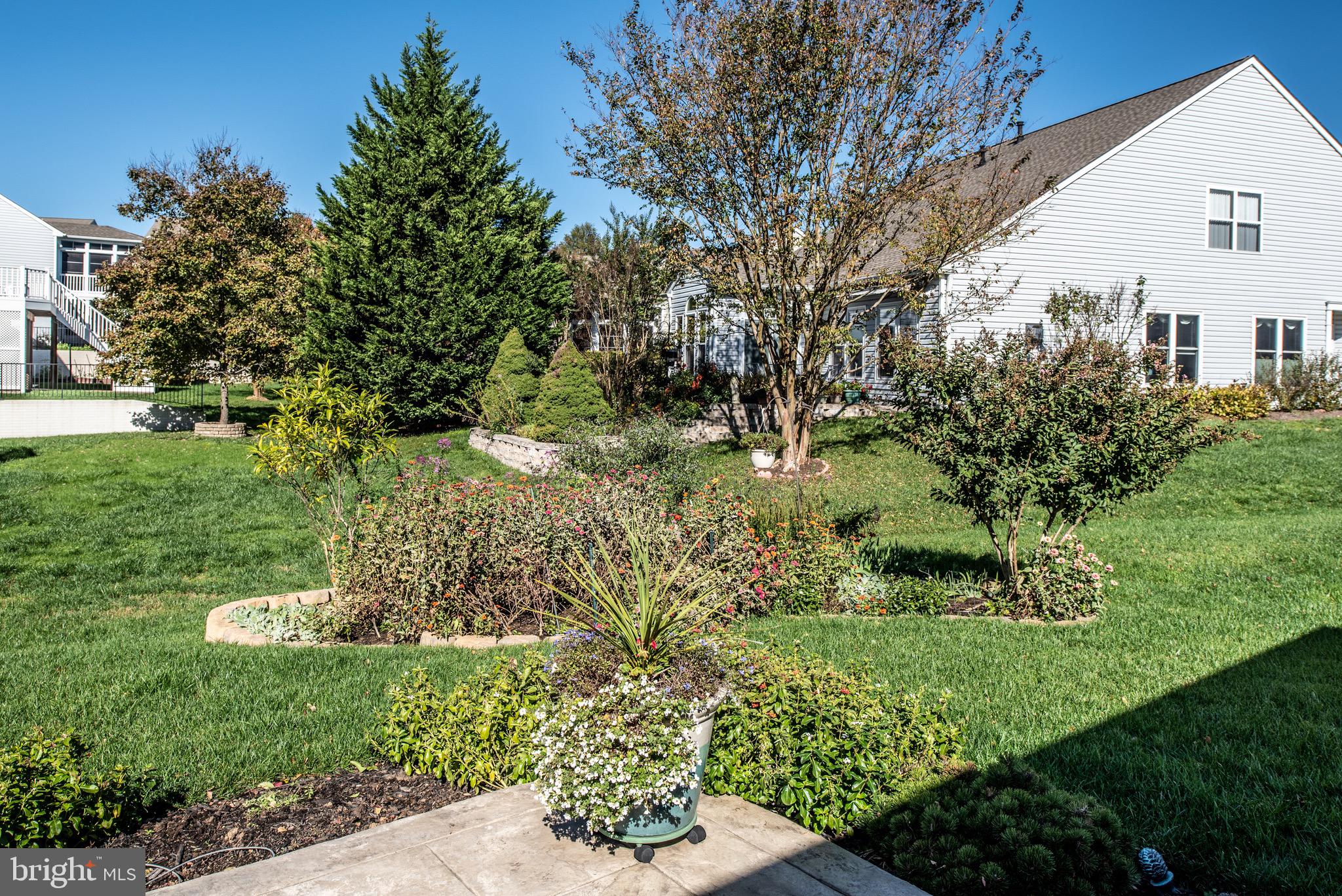 FALLS RUN - Residential