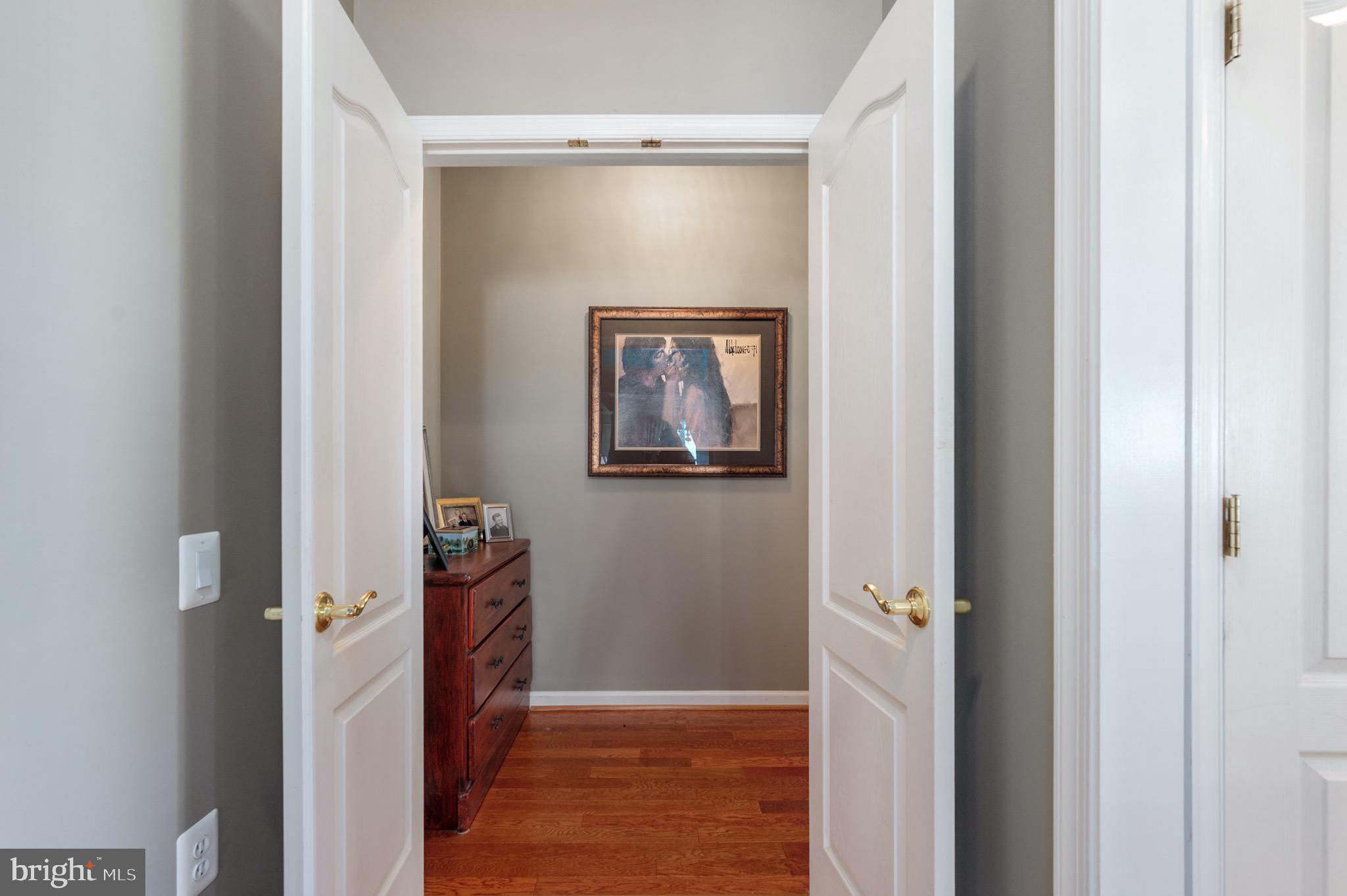 FALLS RUN - Residential