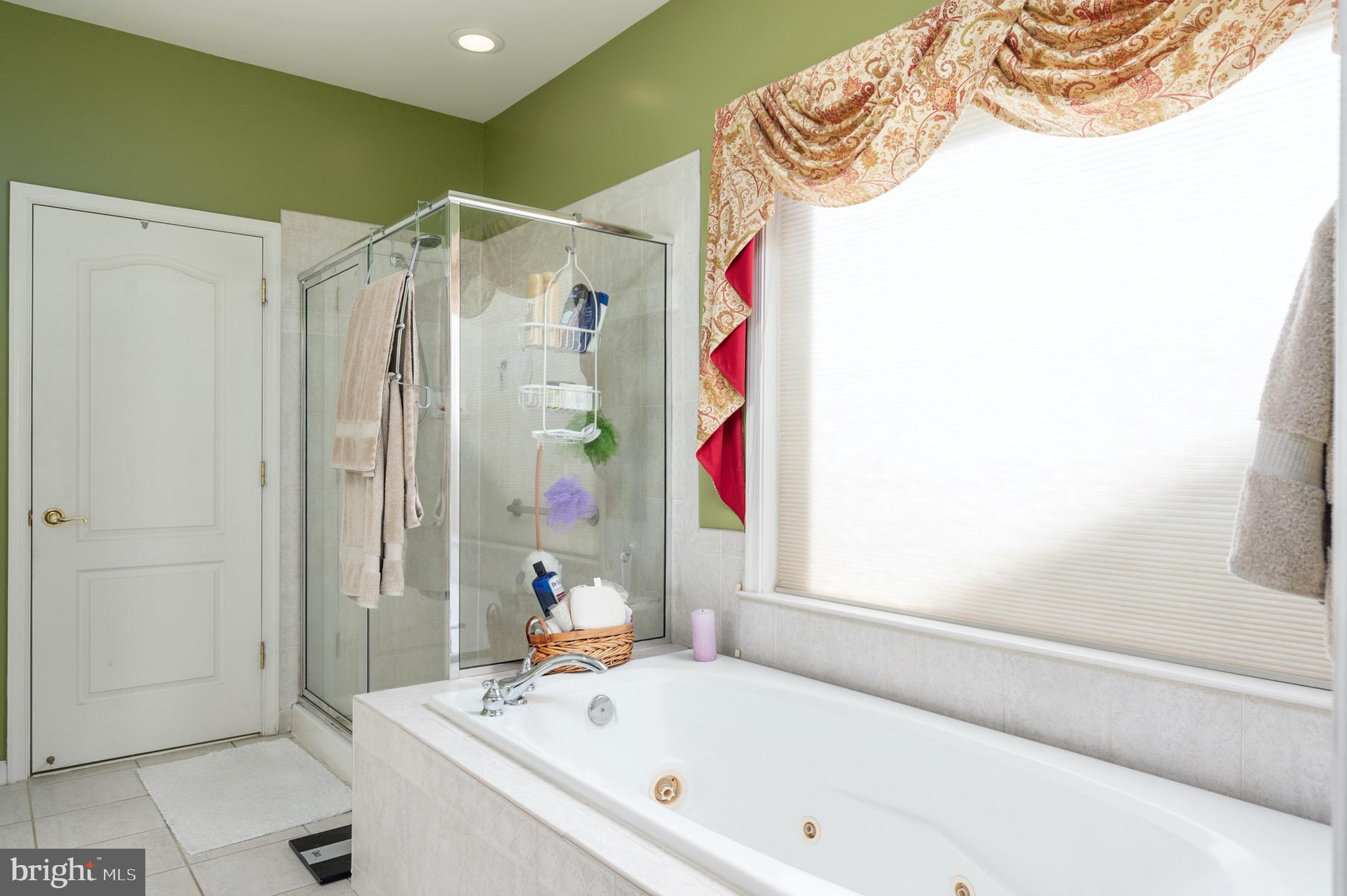 FALLS RUN - Residential