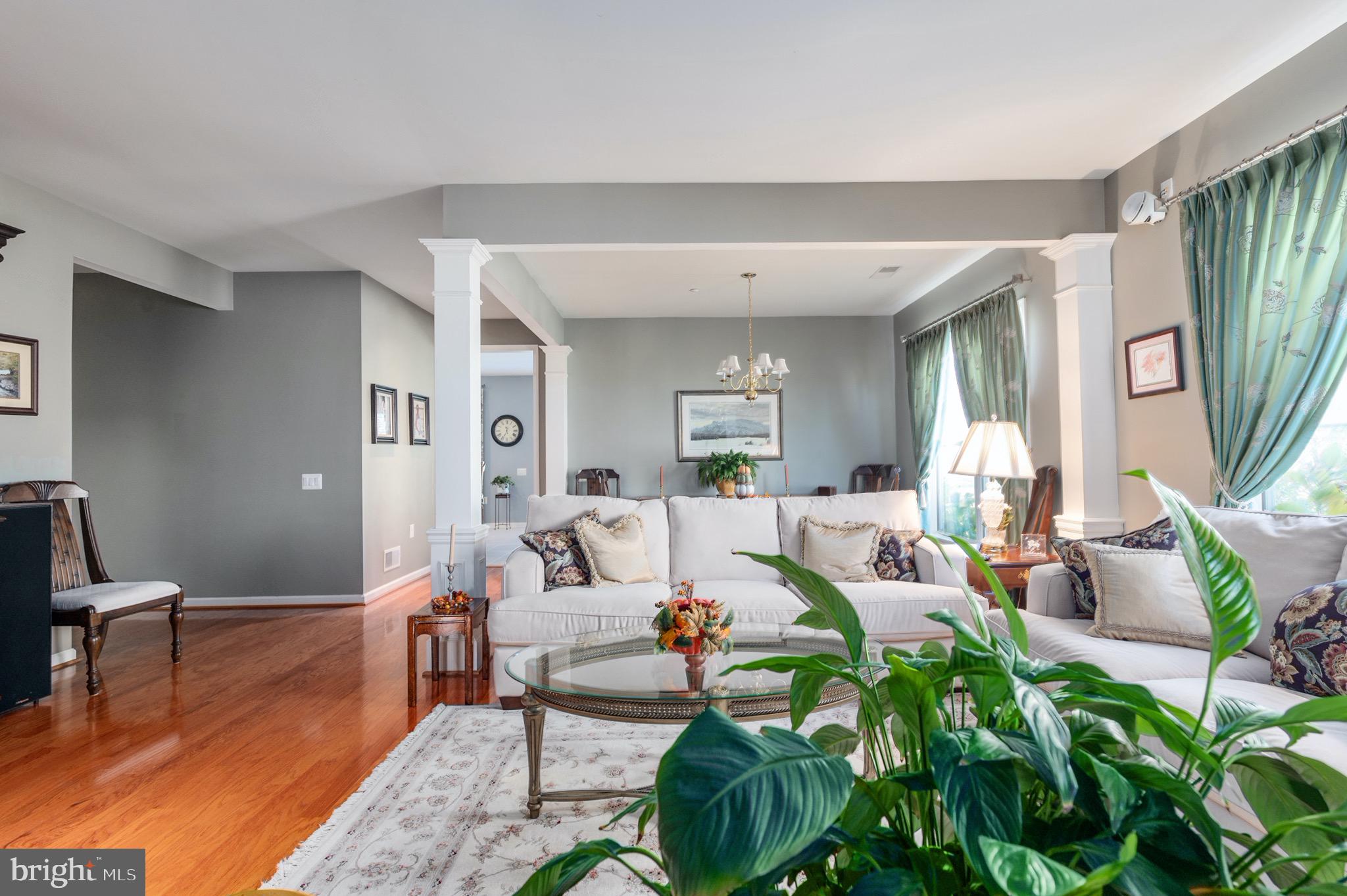 FALLS RUN - Residential