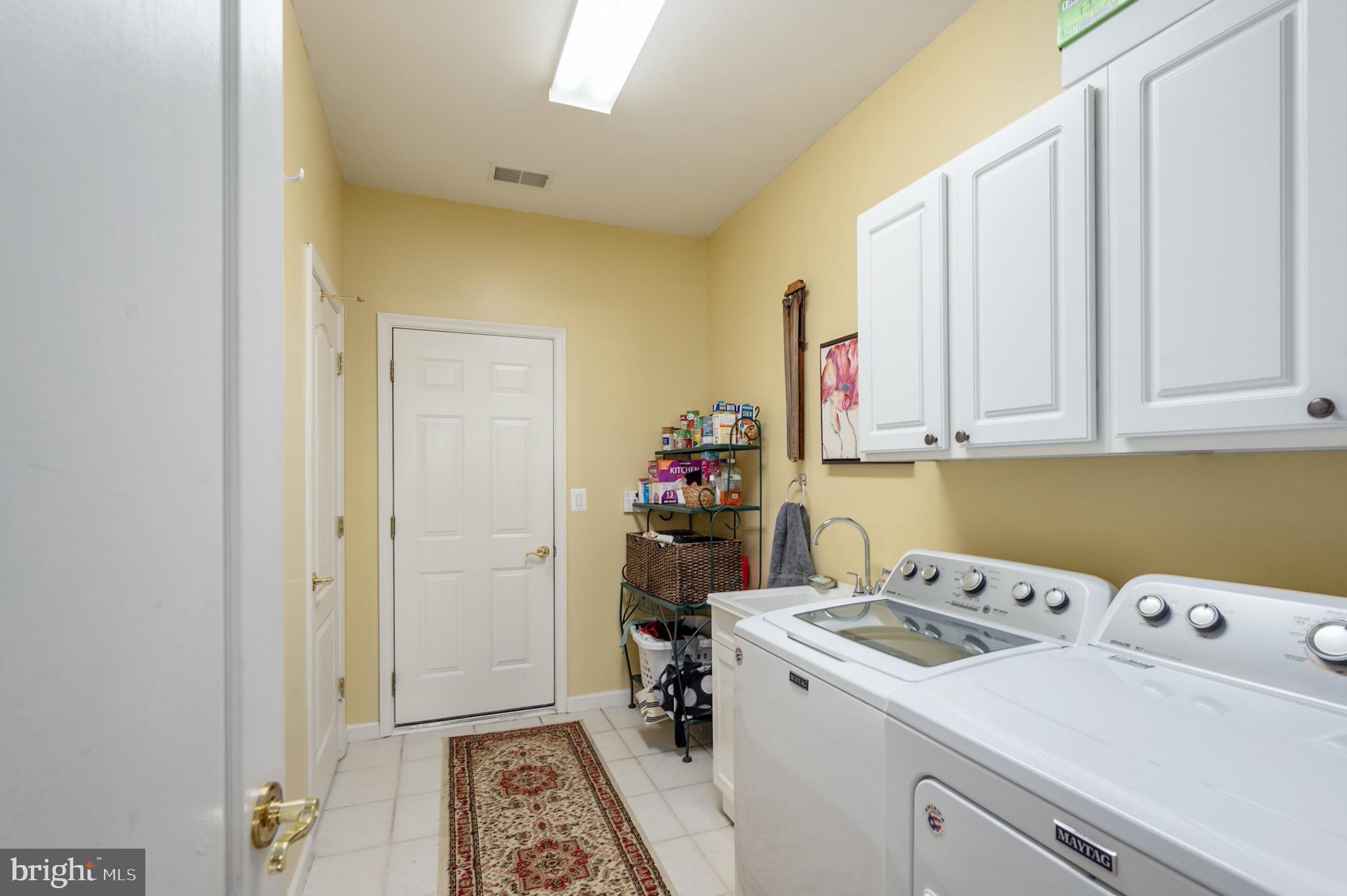 FALLS RUN - Residential