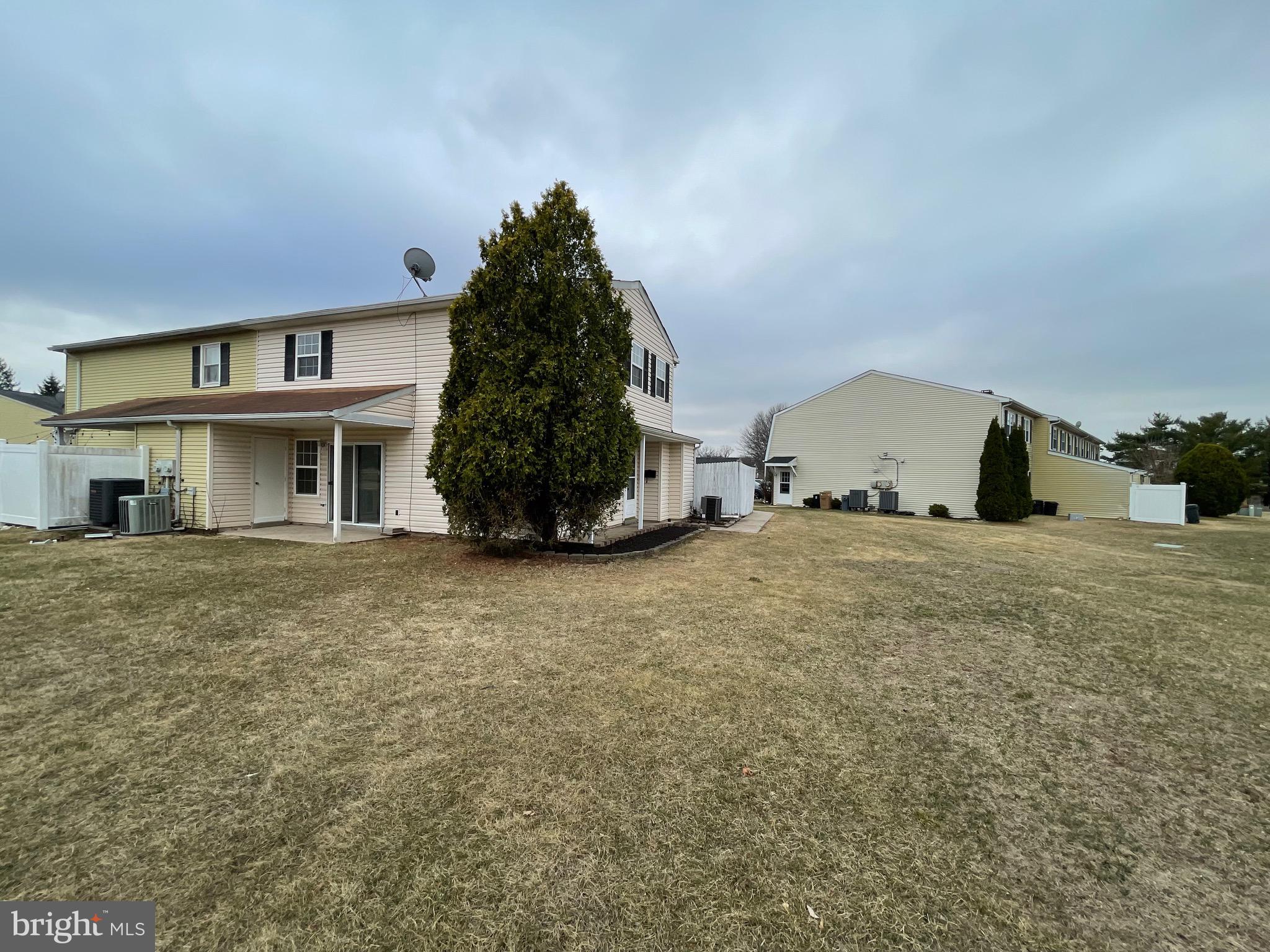 GREEN MEADOWS - Residential