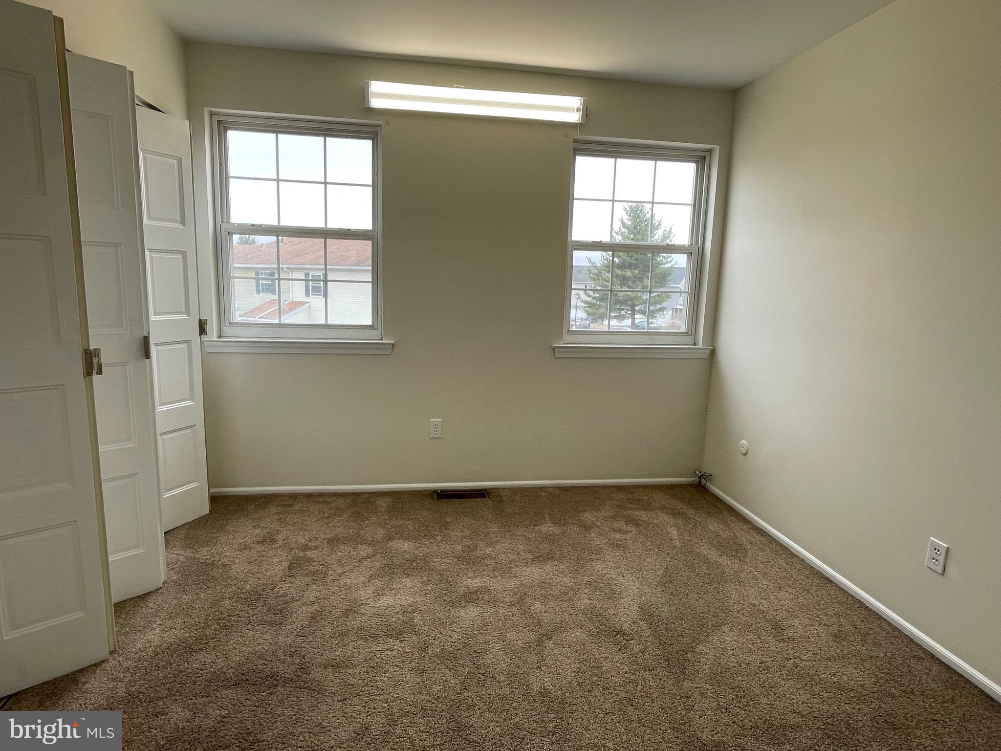 GREEN MEADOWS - Residential