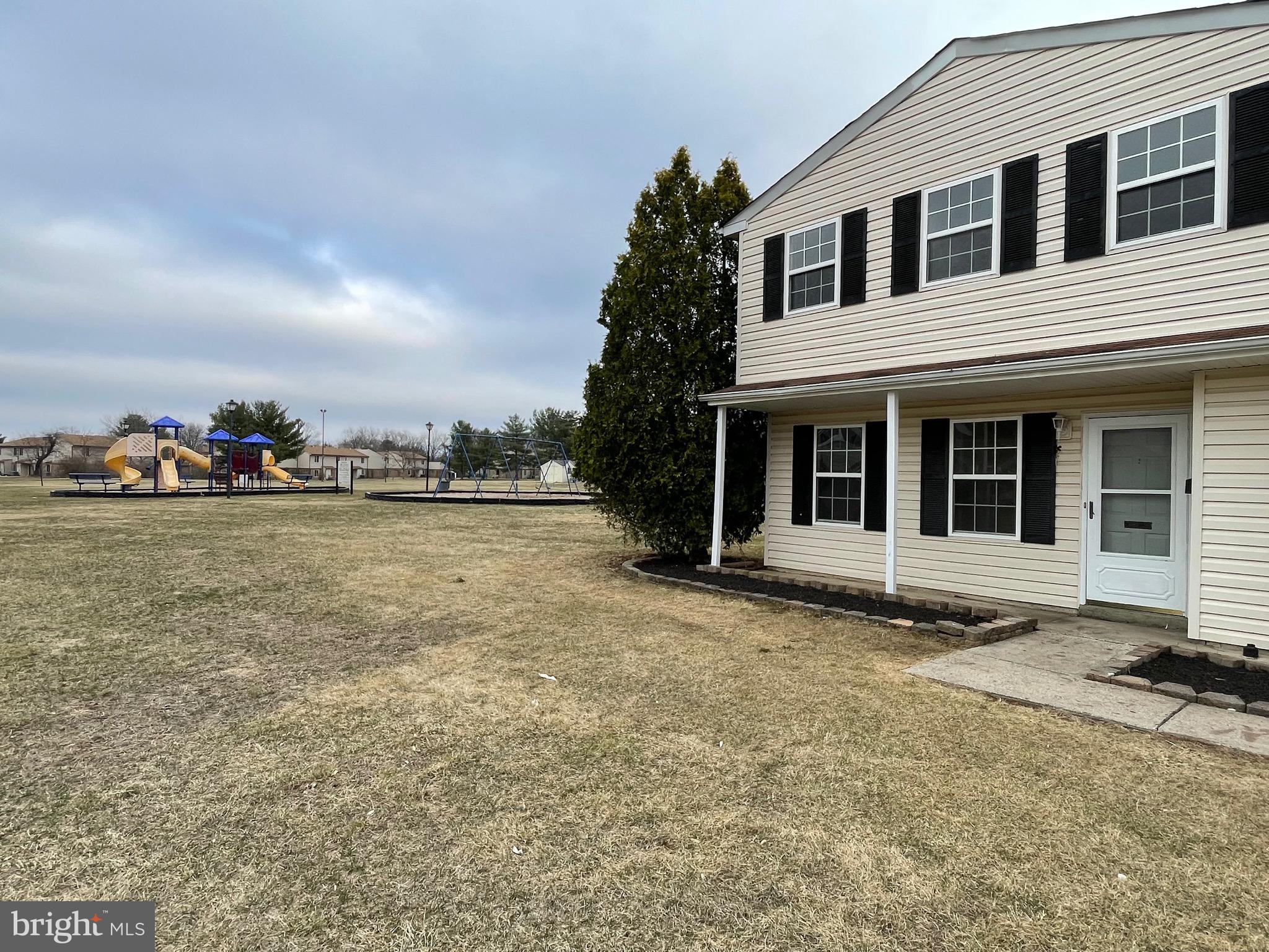 GREEN MEADOWS - Residential