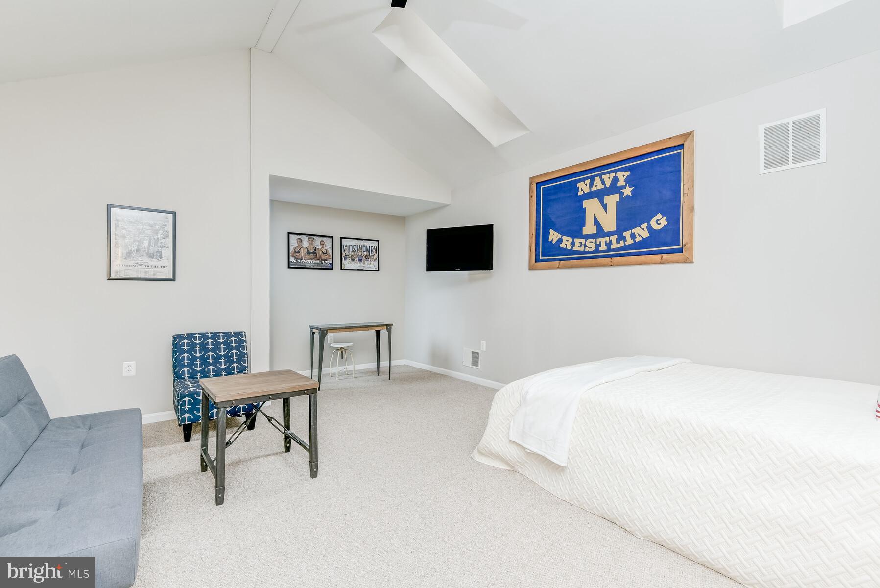 LAKE HERON CONDO - Residential