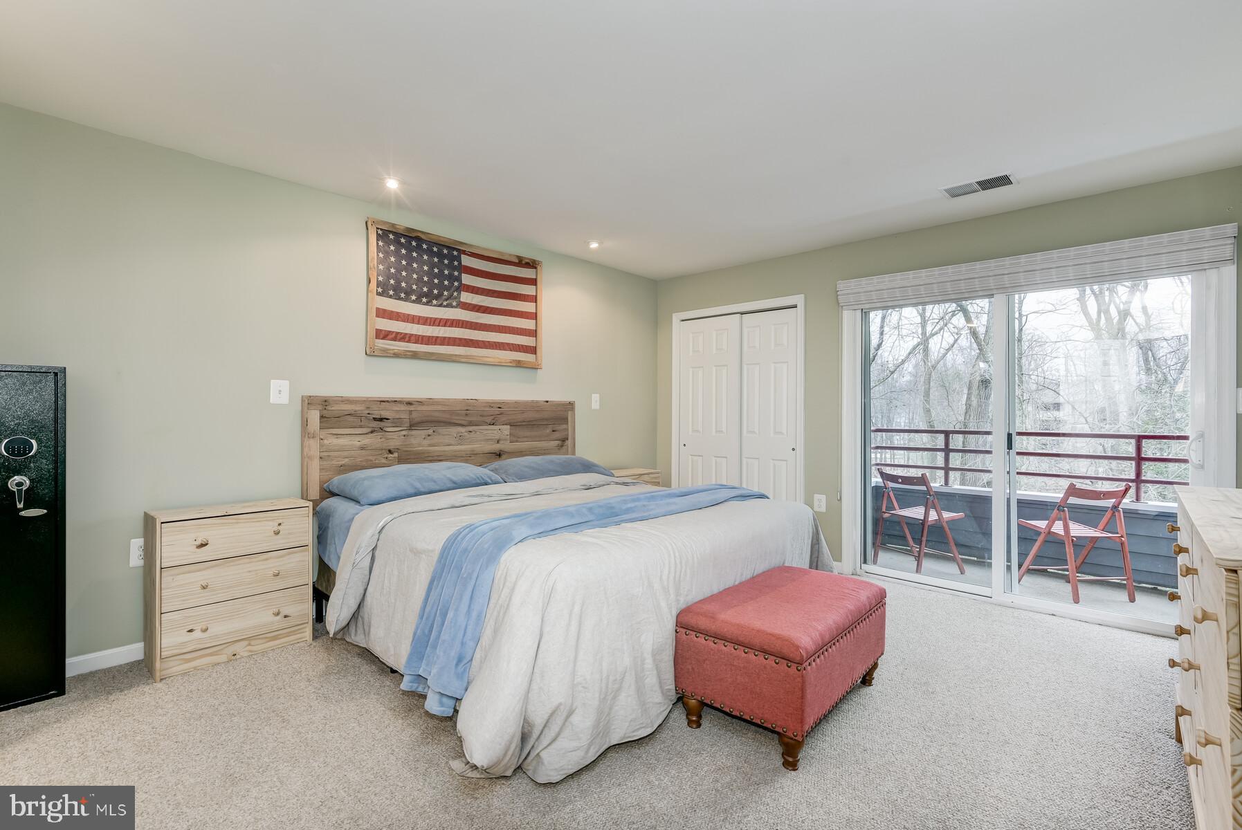 LAKE HERON CONDO - Residential