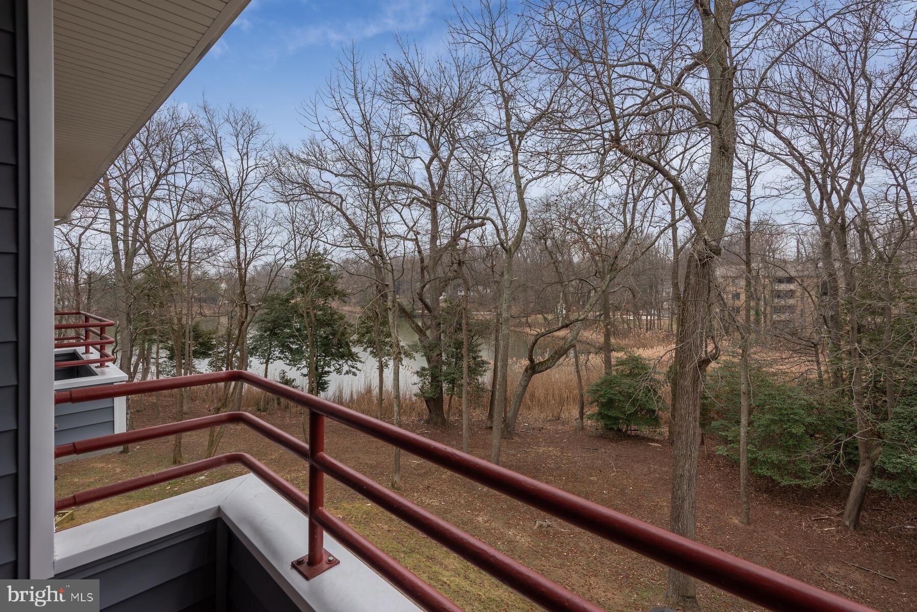 LAKE HERON CONDO - Residential