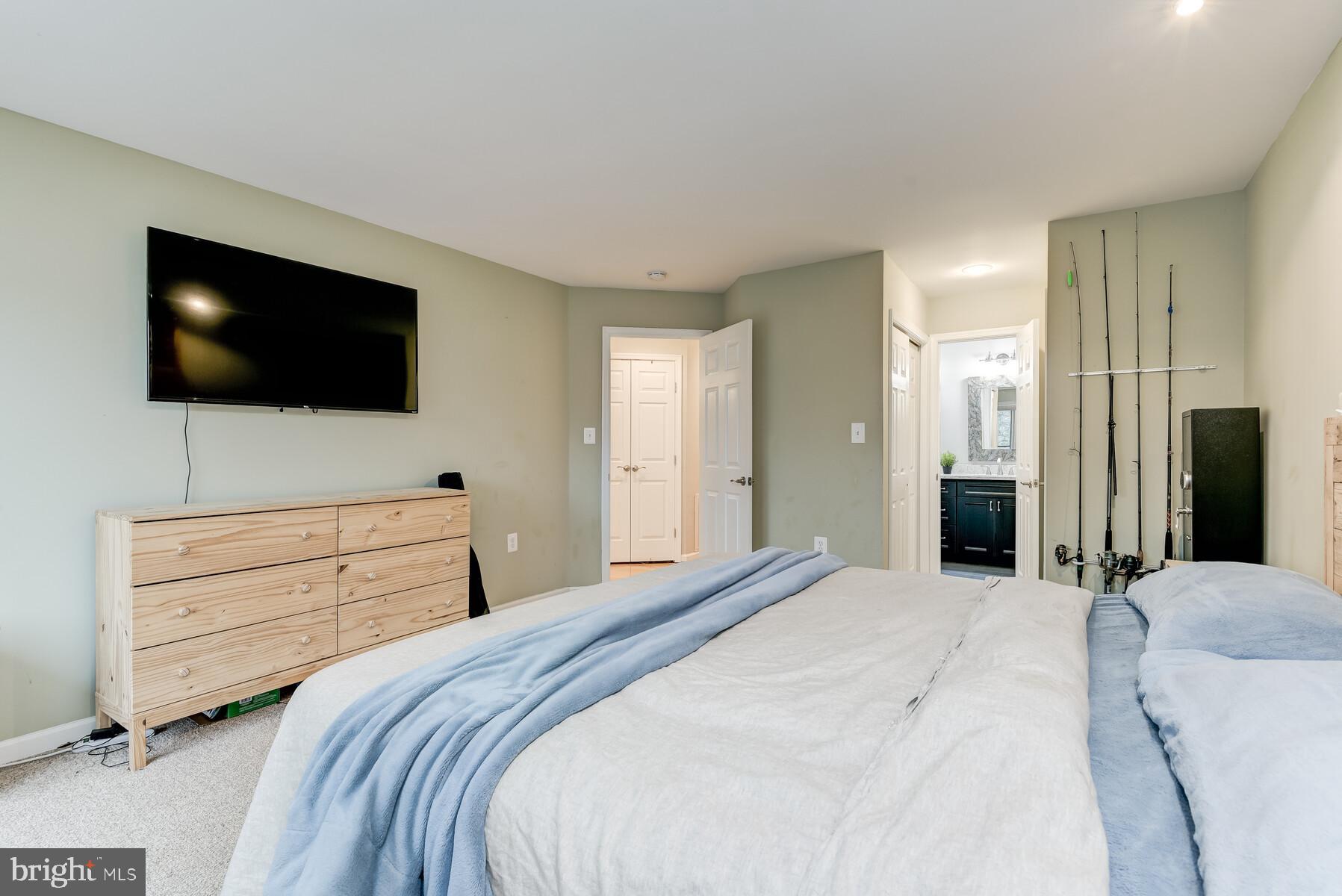 LAKE HERON CONDO - Residential