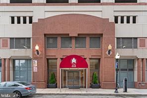 Luxury Living Awaits at 414 Water St!
Experience the epitome of urban elegance in this stunning condo, perfectly located near Baltimore's Inner Harbor and Harbor East. Just steps away from the city’s finest dining, shopping, and entertainment, this residence offers the ultimate blend of convenience and sophistication.
Step inside to discover a beautifully remodeled kitchen that flows seamlessly into a spacious living area, perfect for entertaining friends and family. With two generous bedrooms and two full baths, there’s ample space for relaxation and privacy.
Unwind on your private balcony while taking in breathtaking views of the Harbor, or enjoy the building’s exceptional amenities, including a rooftop pool, community center with billiards, and a well-equipped fitness center just an elevator ride away.