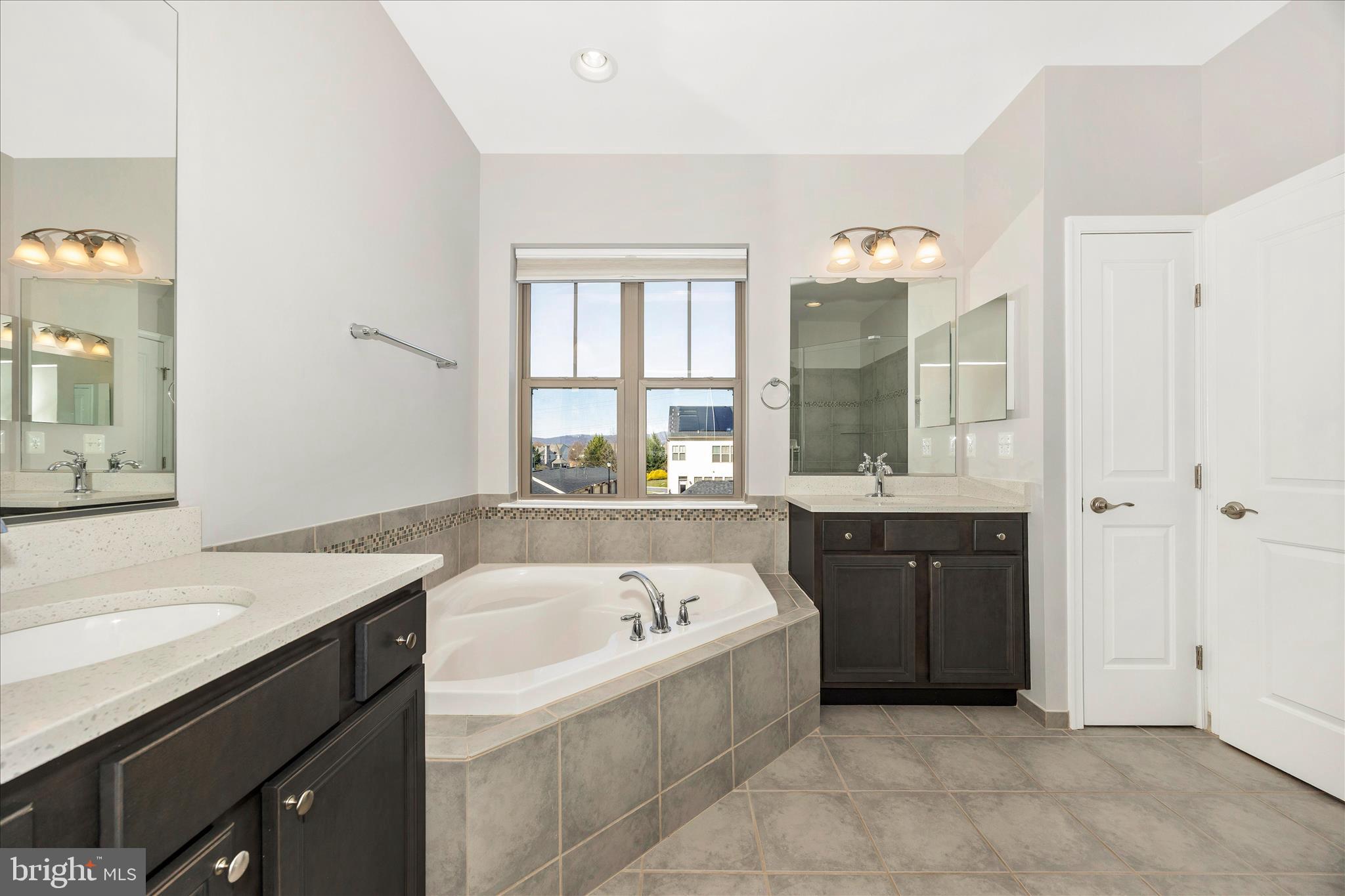 WORMANS MILL - Residential