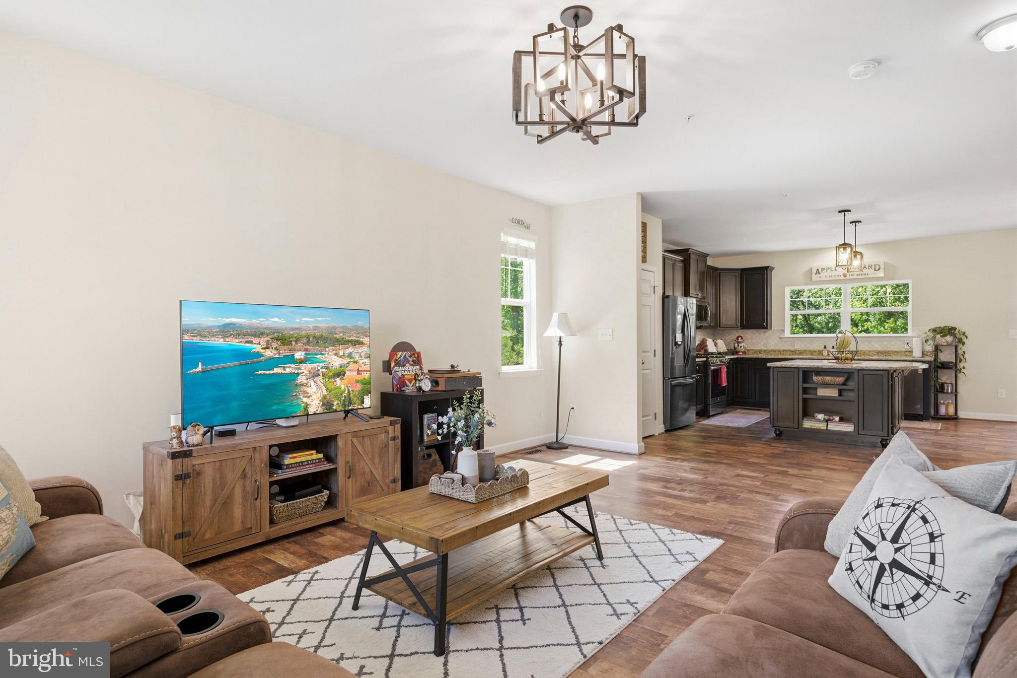 OAK TREE LANDING - Residential