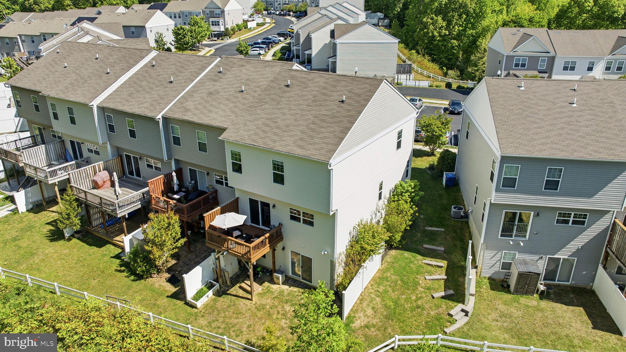 OAK TREE LANDING - Residential