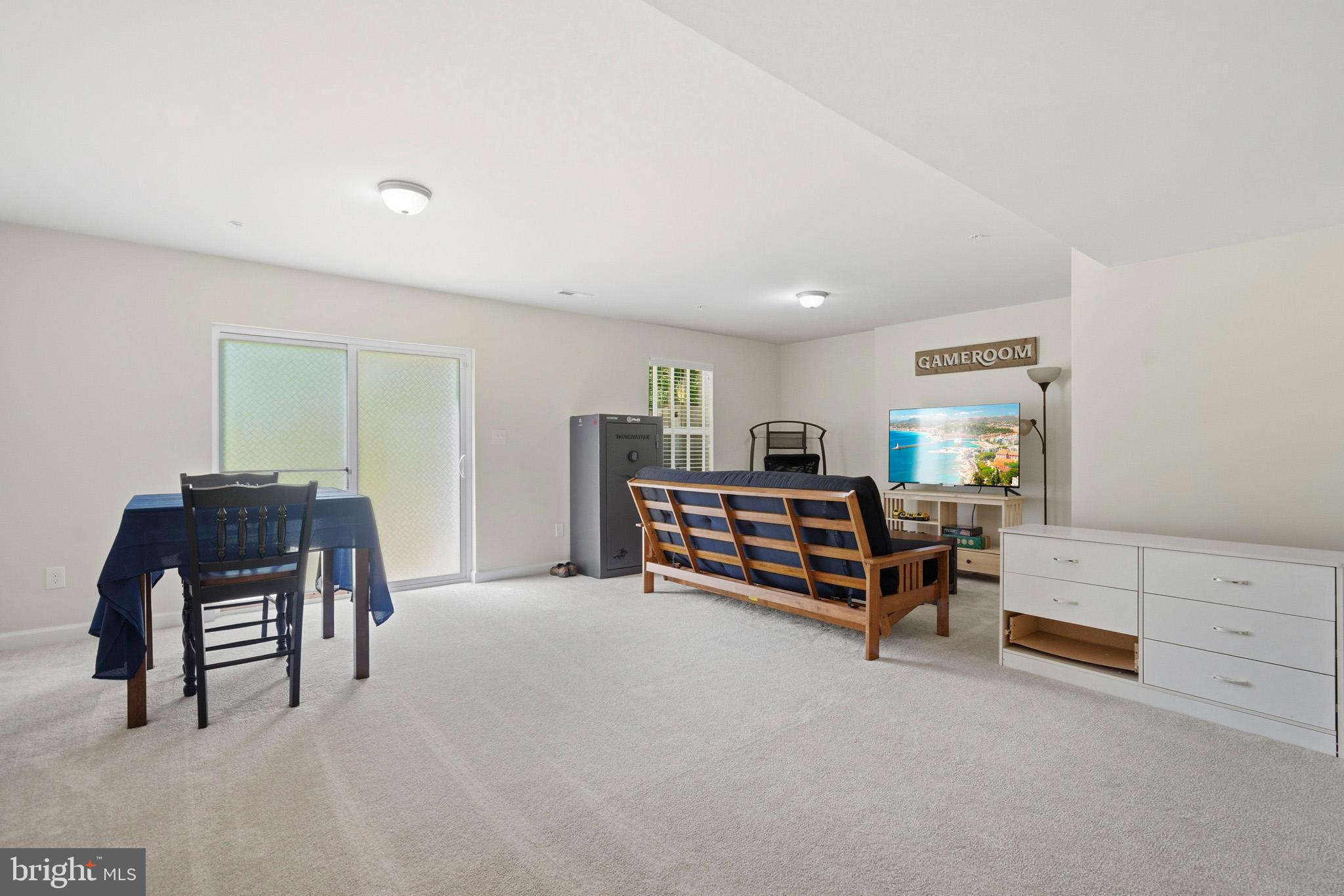 OAK TREE LANDING - Residential