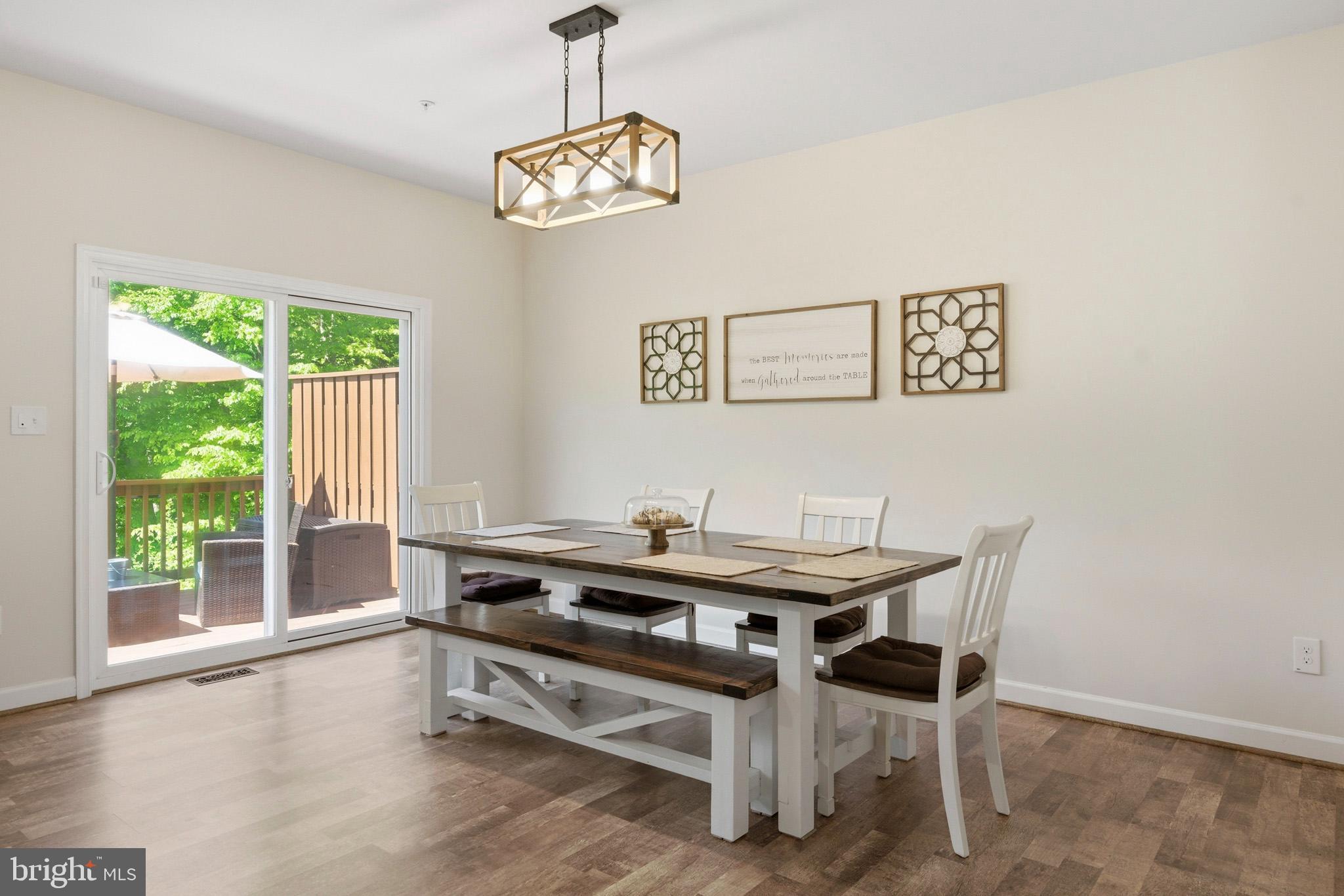 OAK TREE LANDING - Residential