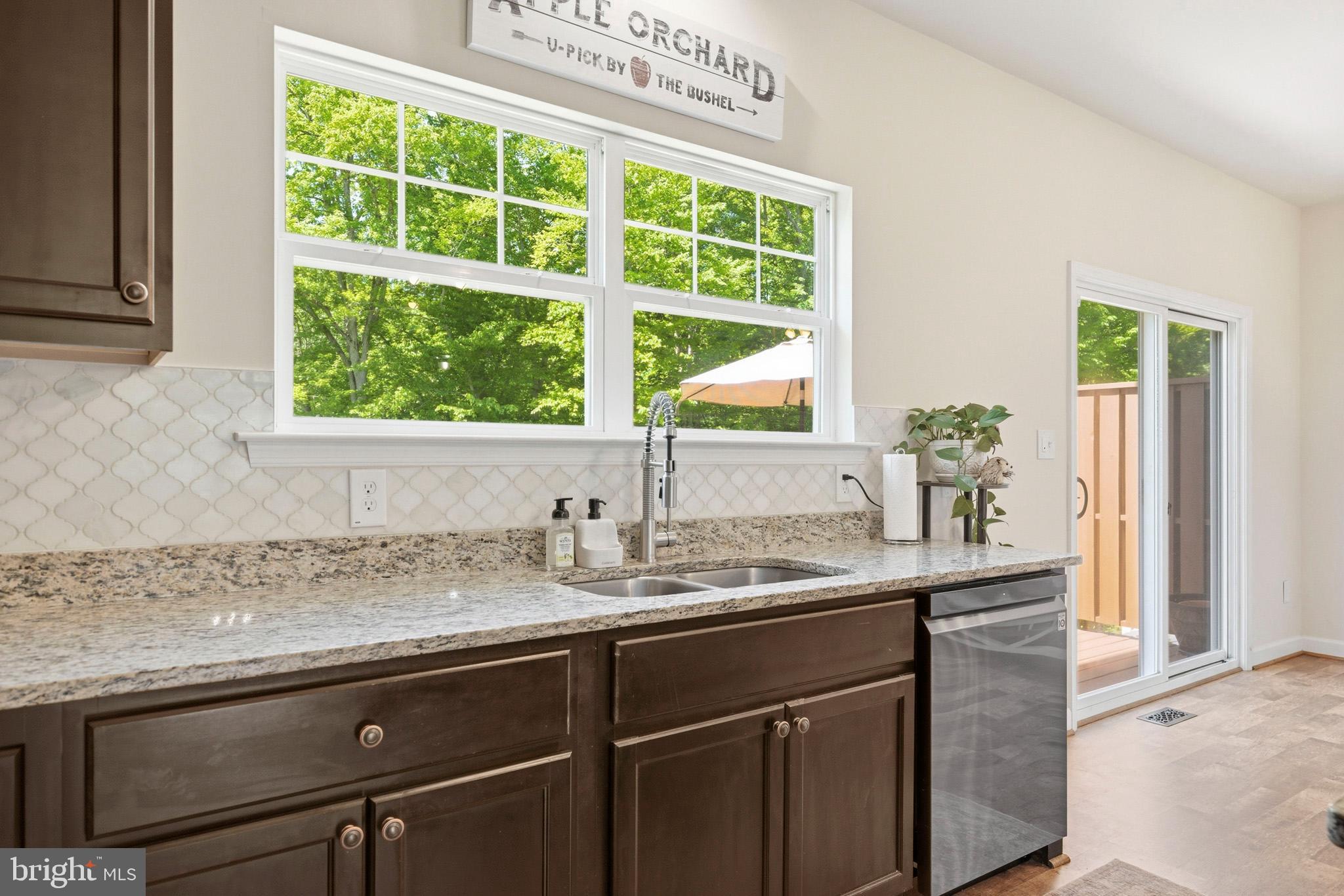 OAK TREE LANDING - Residential