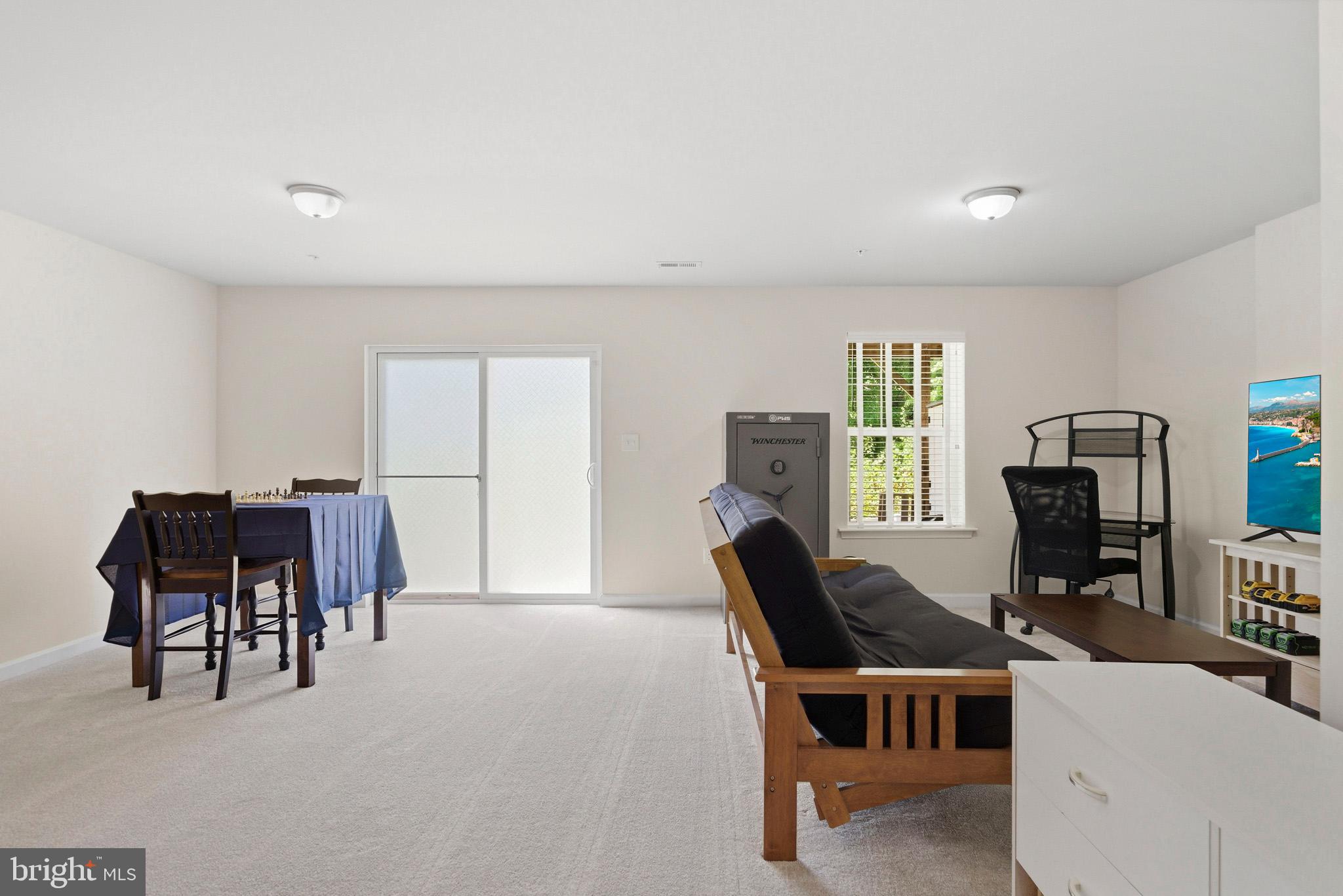 OAK TREE LANDING - Residential