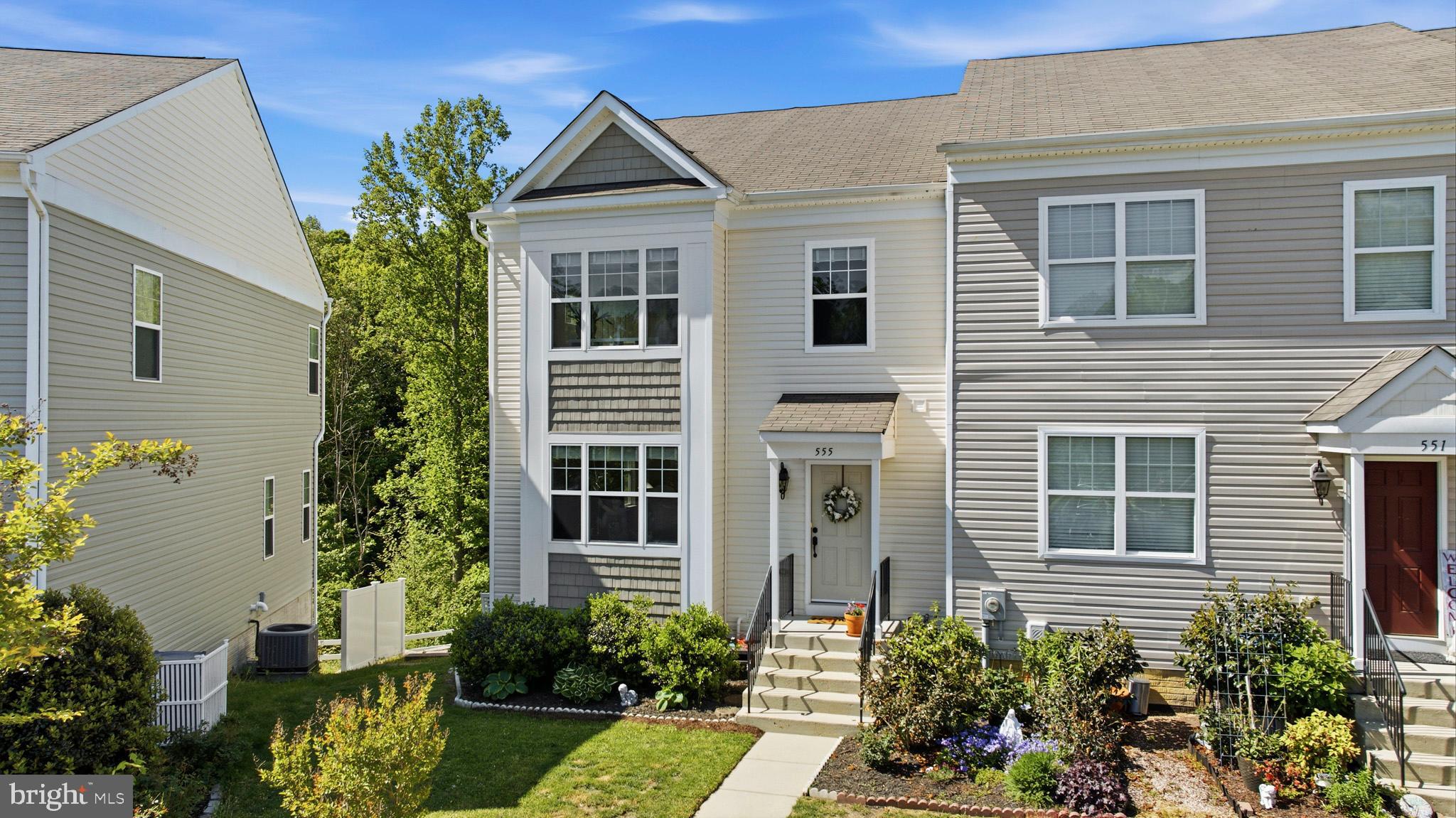 OAK TREE LANDING - Residential