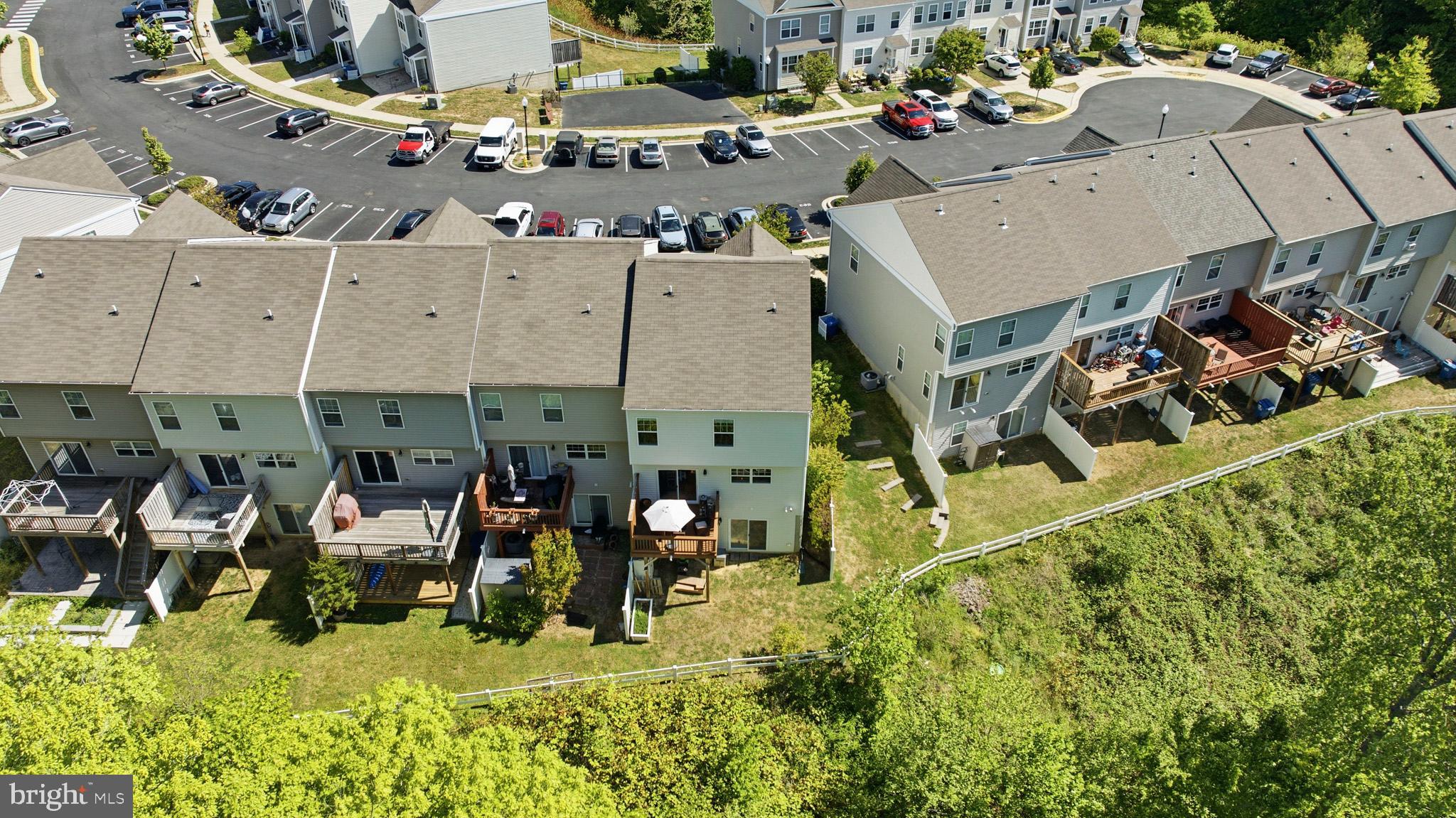 OAK TREE LANDING - Residential