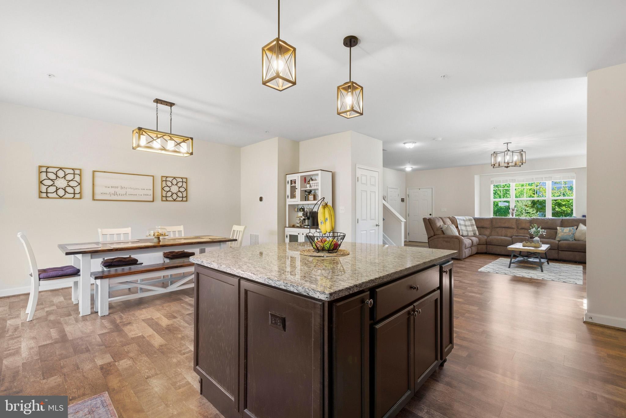 OAK TREE LANDING - Residential